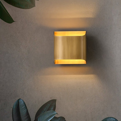Heritage Brass Wall Sconce