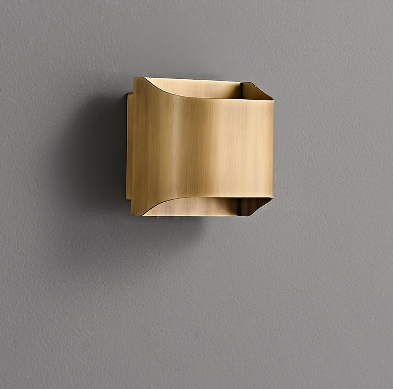 Heritage Brass Wall Sconce