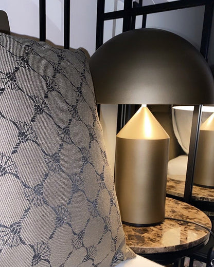 Dome Metal Table Lamp