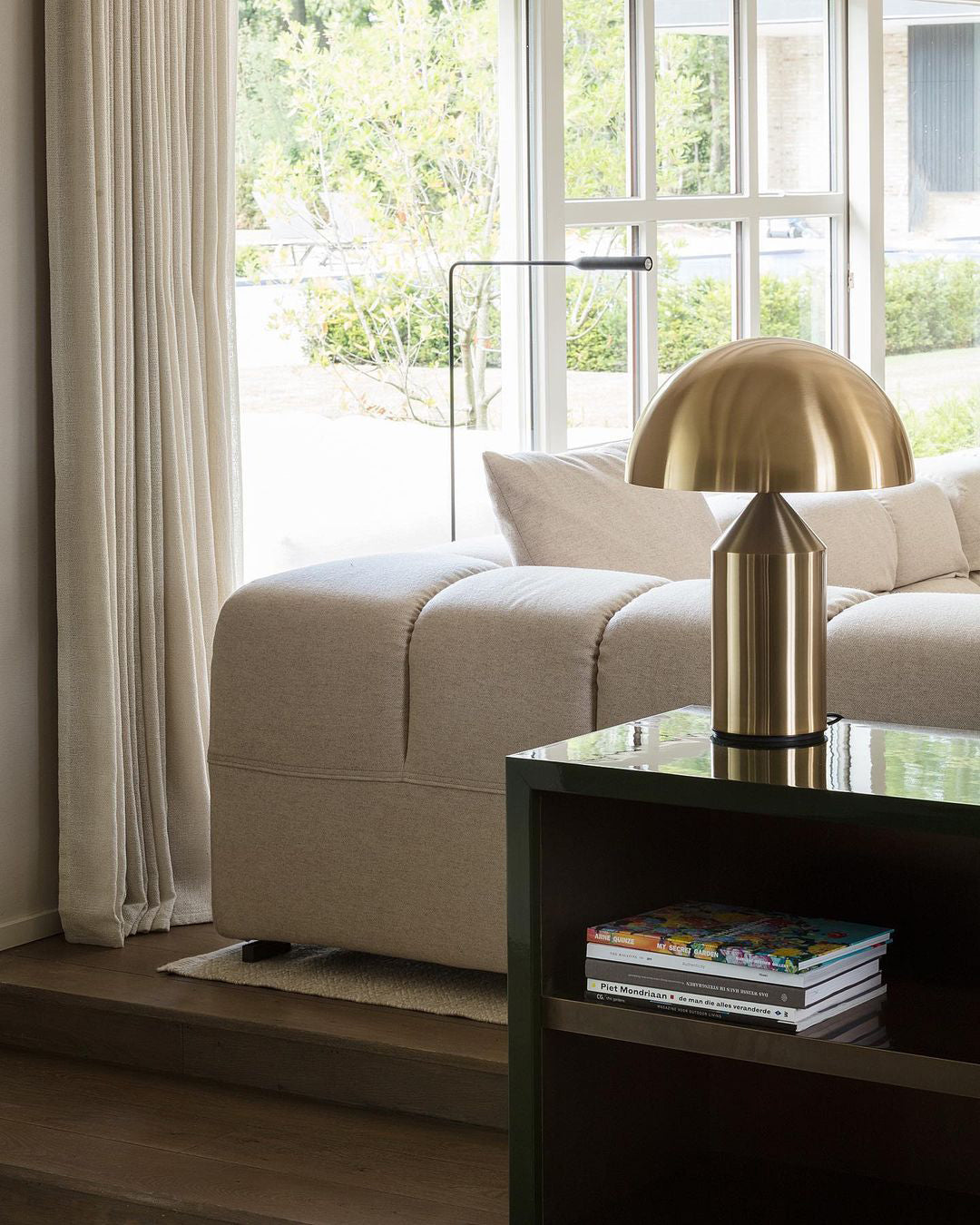 Dome Metal Table Lamp