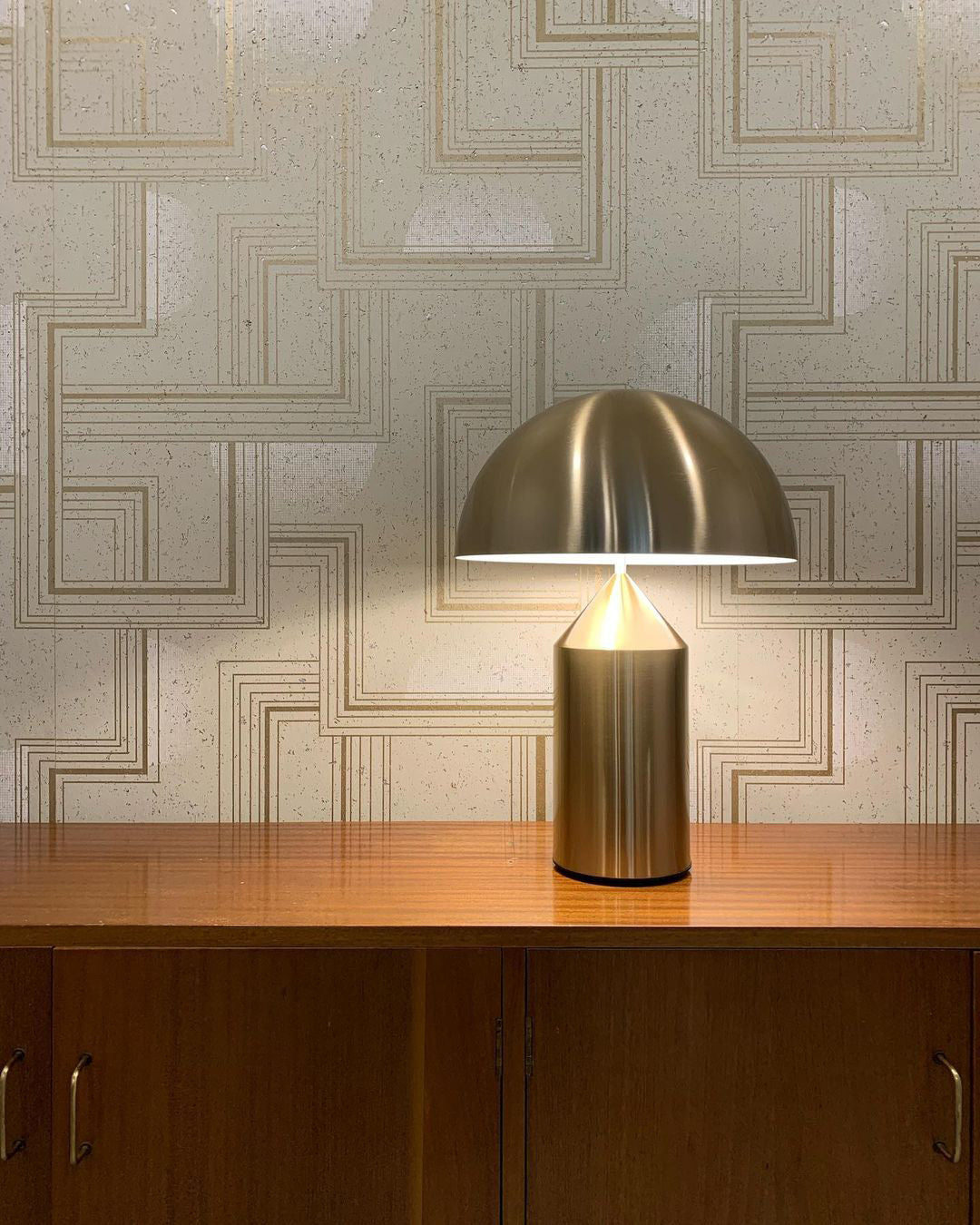 Dome Metal Table Lamp