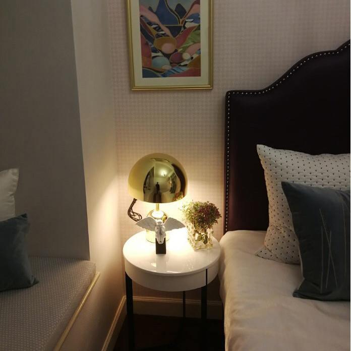 Bell Shade Table Lamp