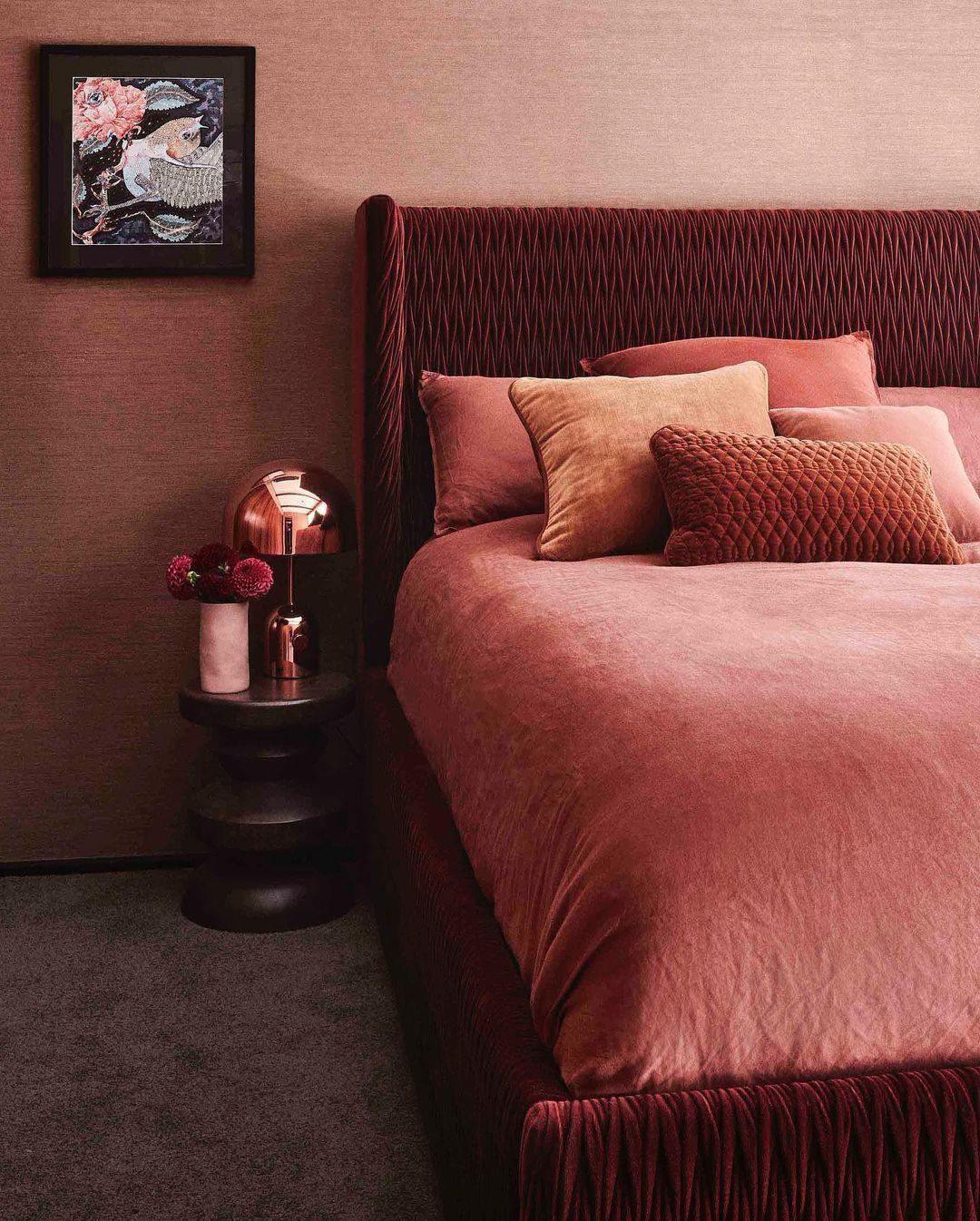 Bell Shade Table Lamp