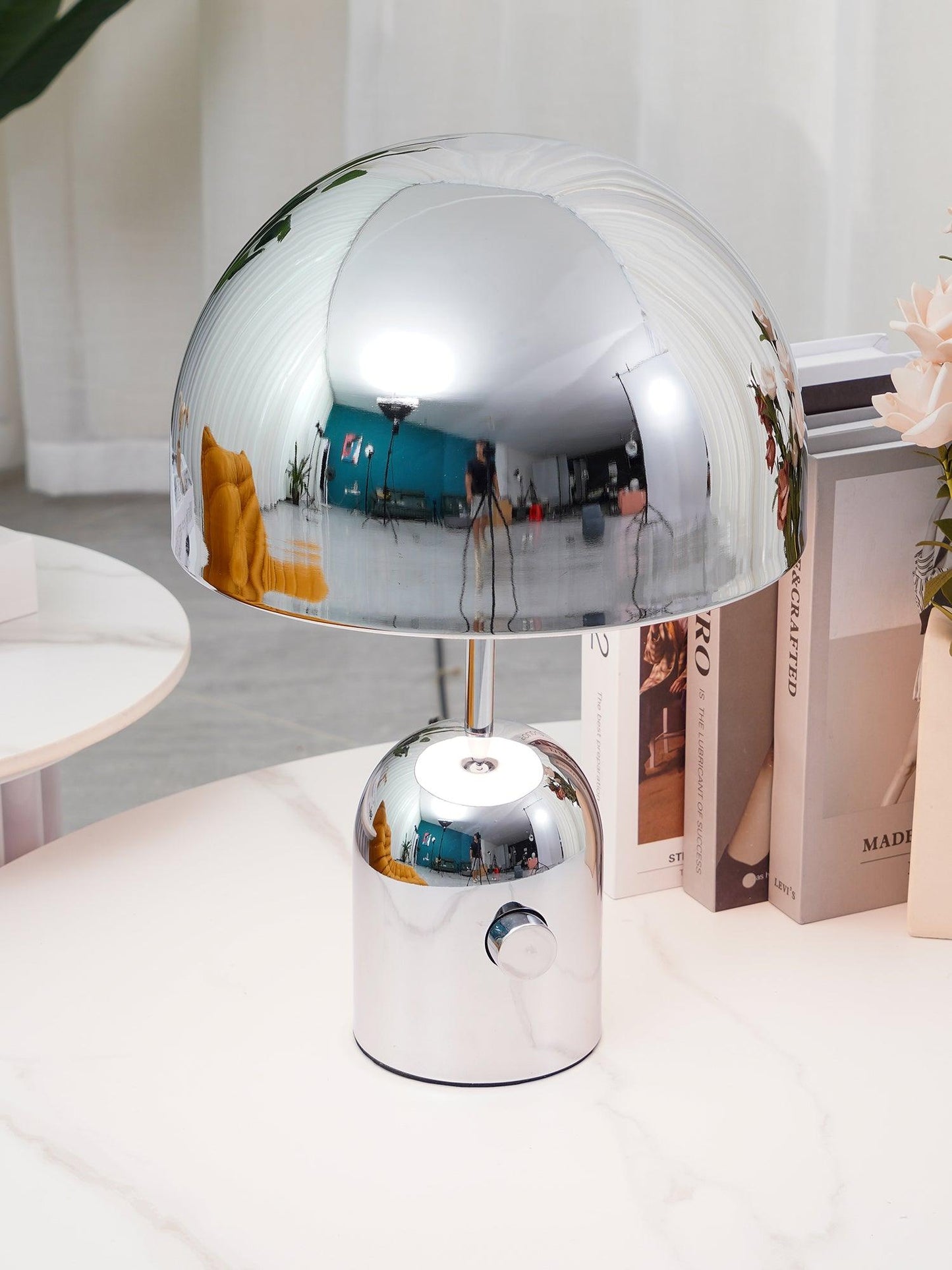 Bell Shade Table Lamp
