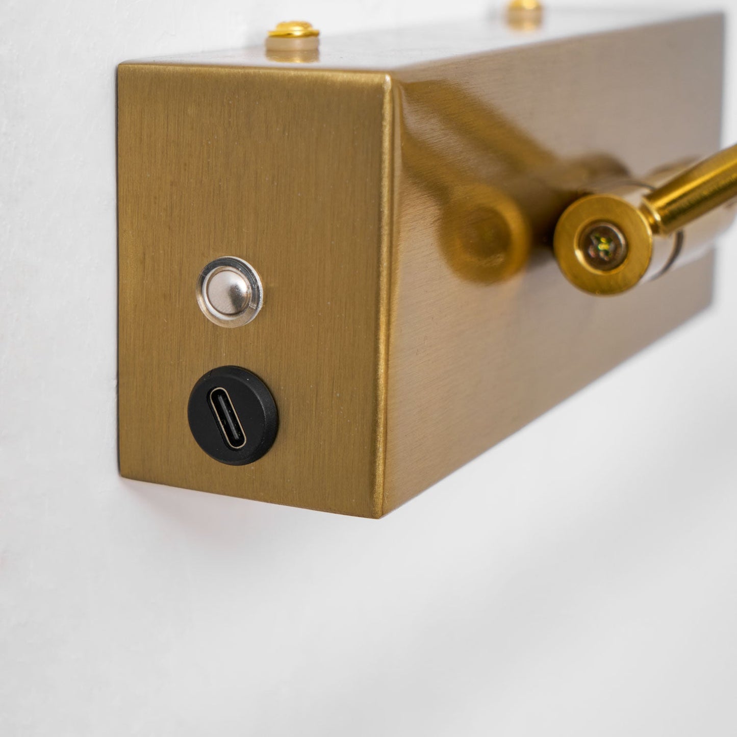 Portable Frame Wall Sconce
