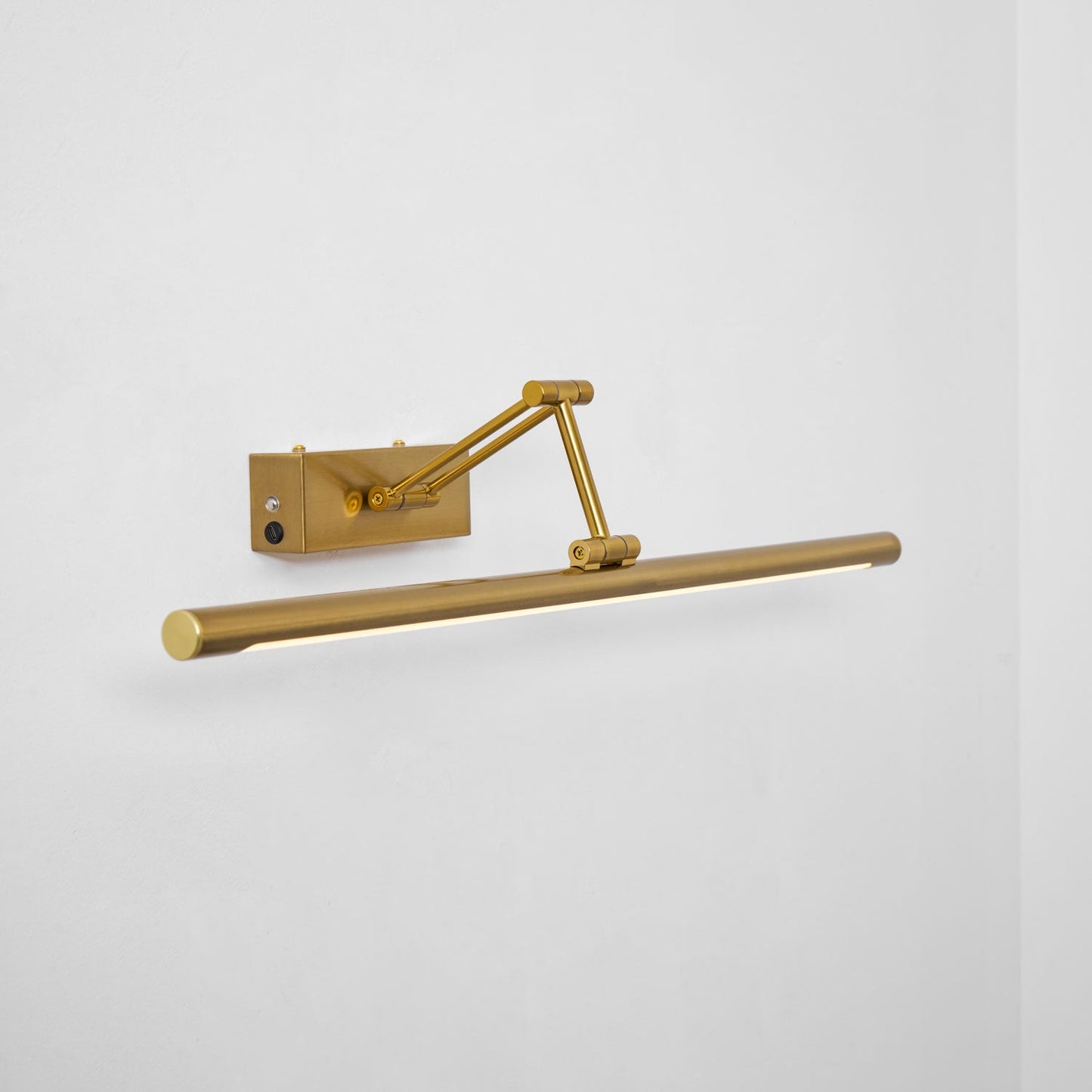 Portable Frame Wall Sconce