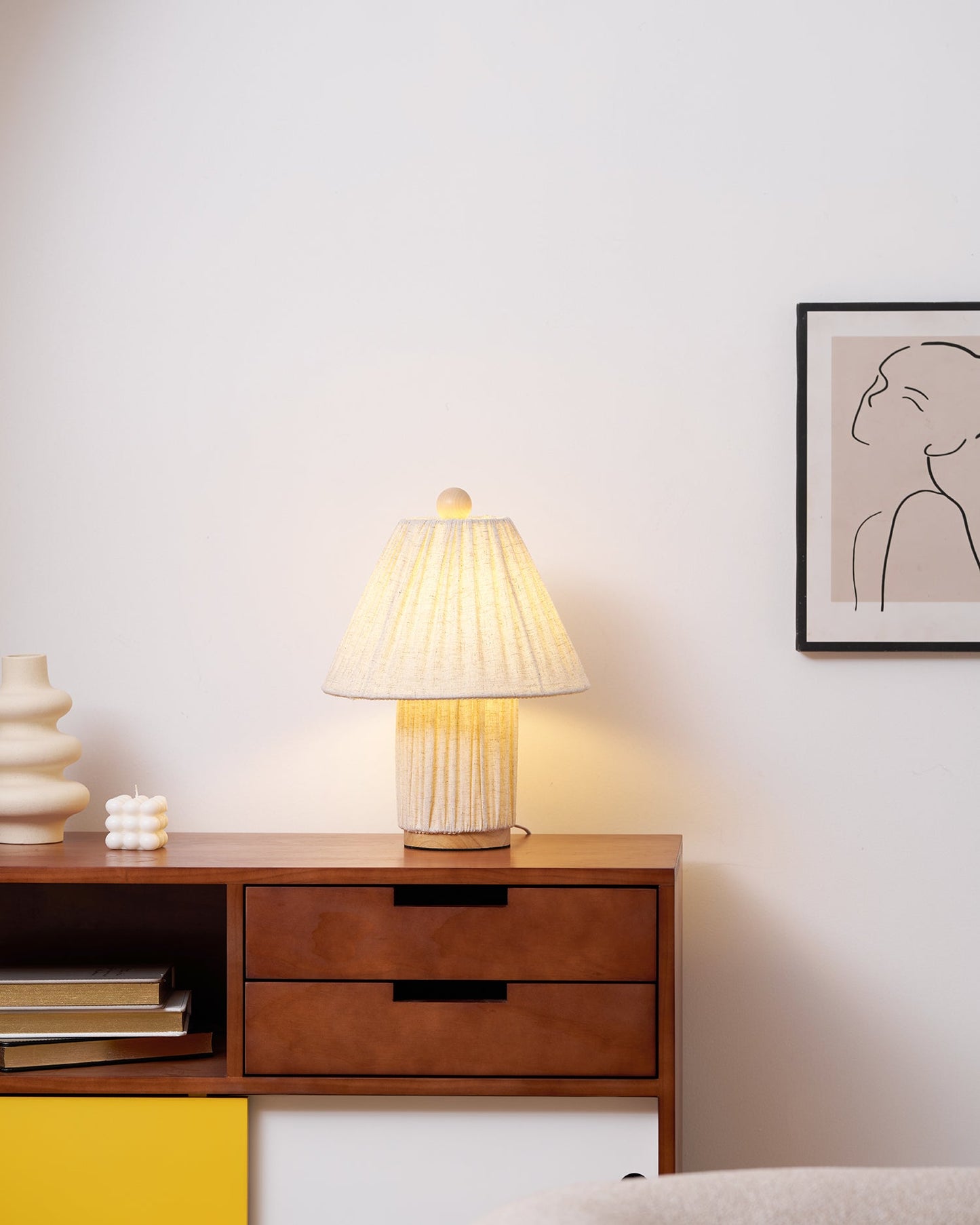 Pleated Fabric Table Lamp