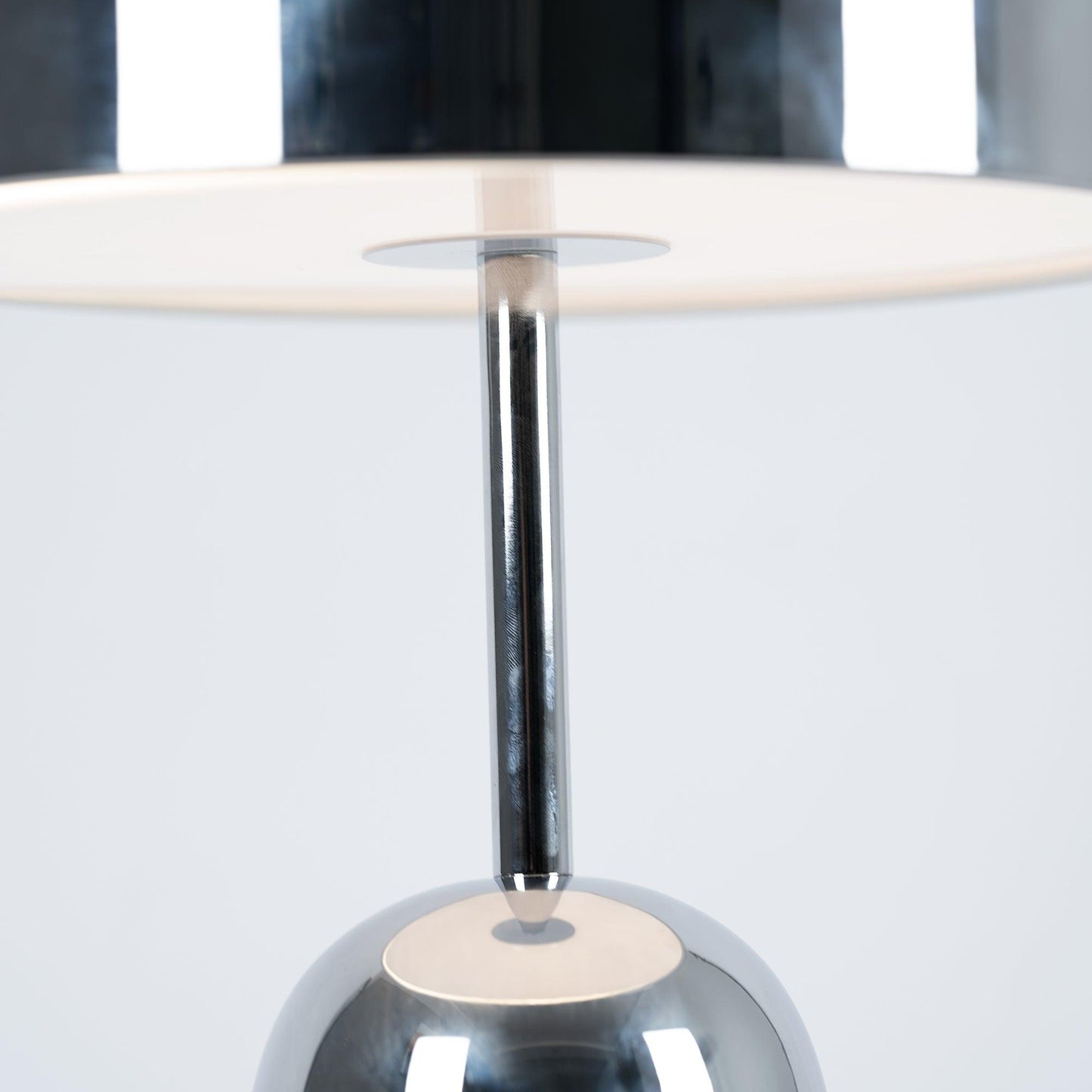 Bell Shade Table Lamp