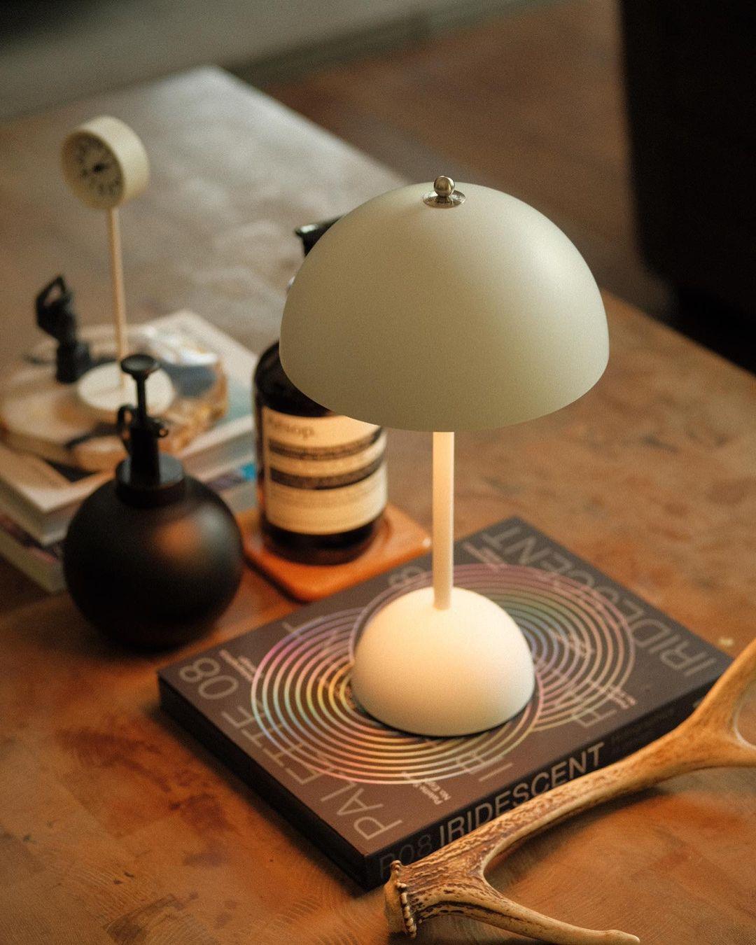Cordless Flowerpot Portable Table Lamp