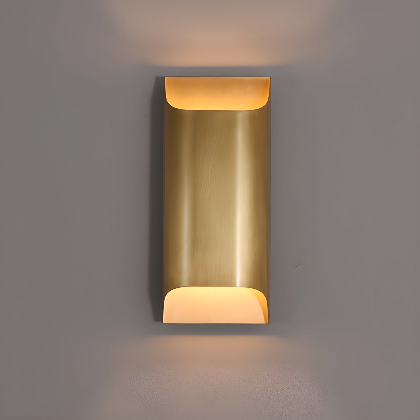 Heritage Brass Wall Sconce