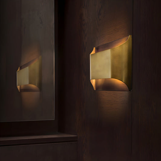 Heritage Brass Wall Sconce