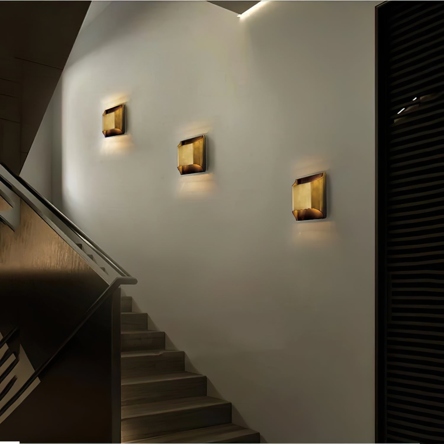 Heritage Brass Wall Sconce