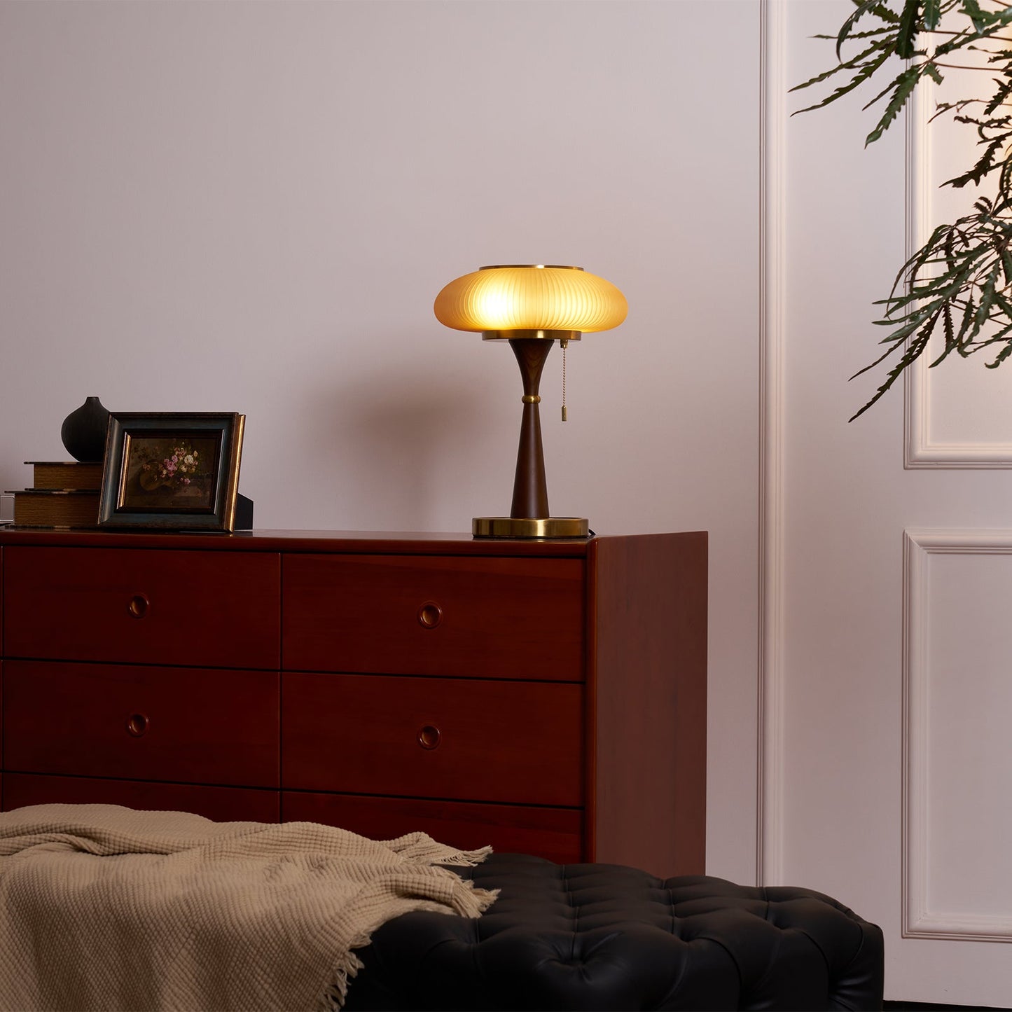 Mushroom Shade Table Lamp