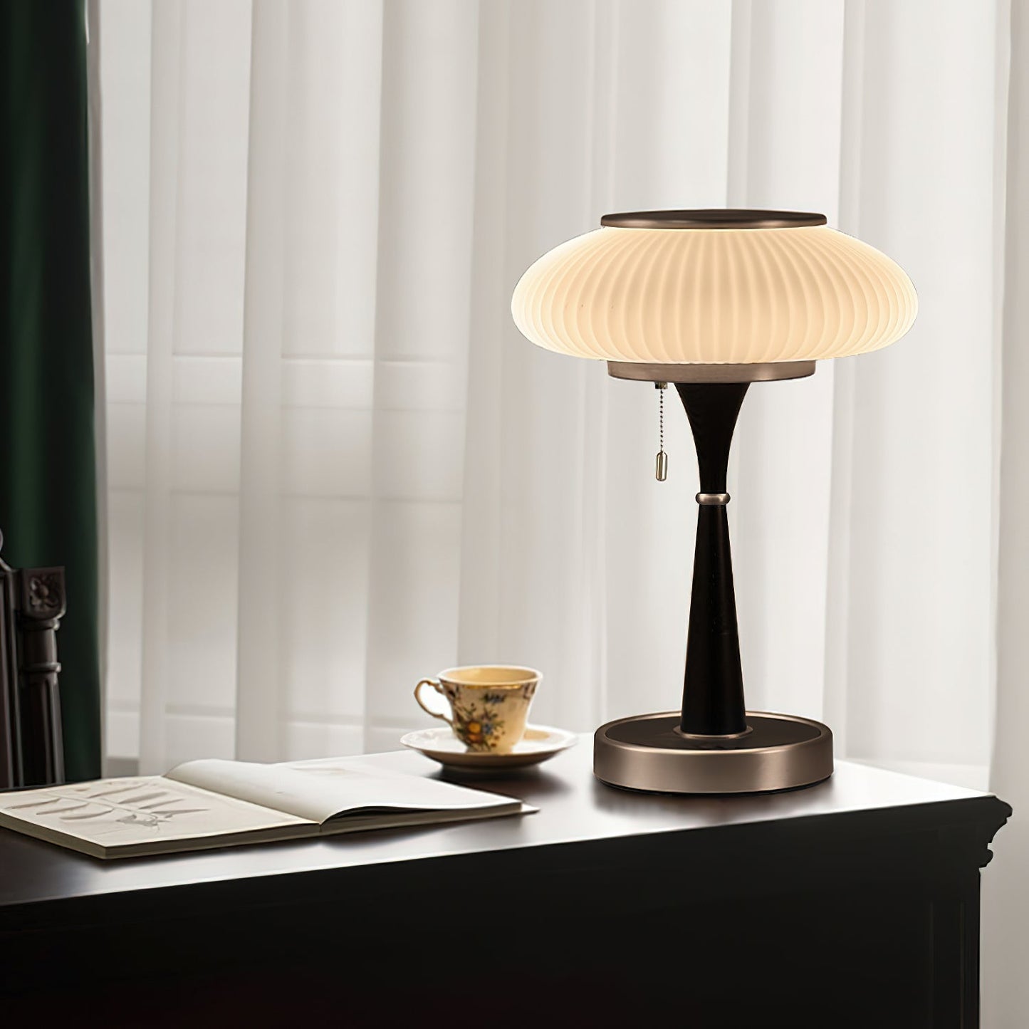 Mushroom Shade Table Lamp