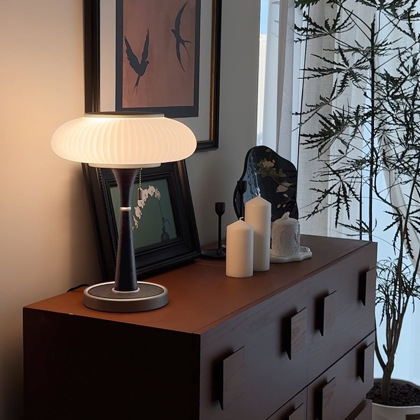 Mushroom Shade Table Lamp