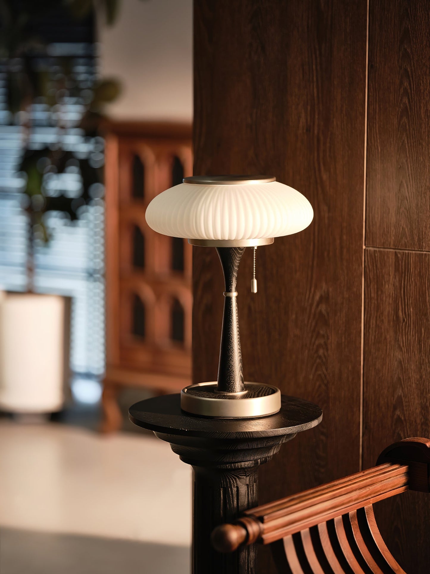 Mushroom Shade Table Lamp
