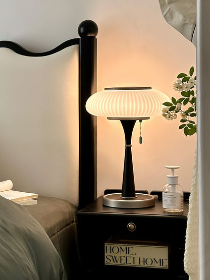 Mushroom Shade Table Lamp