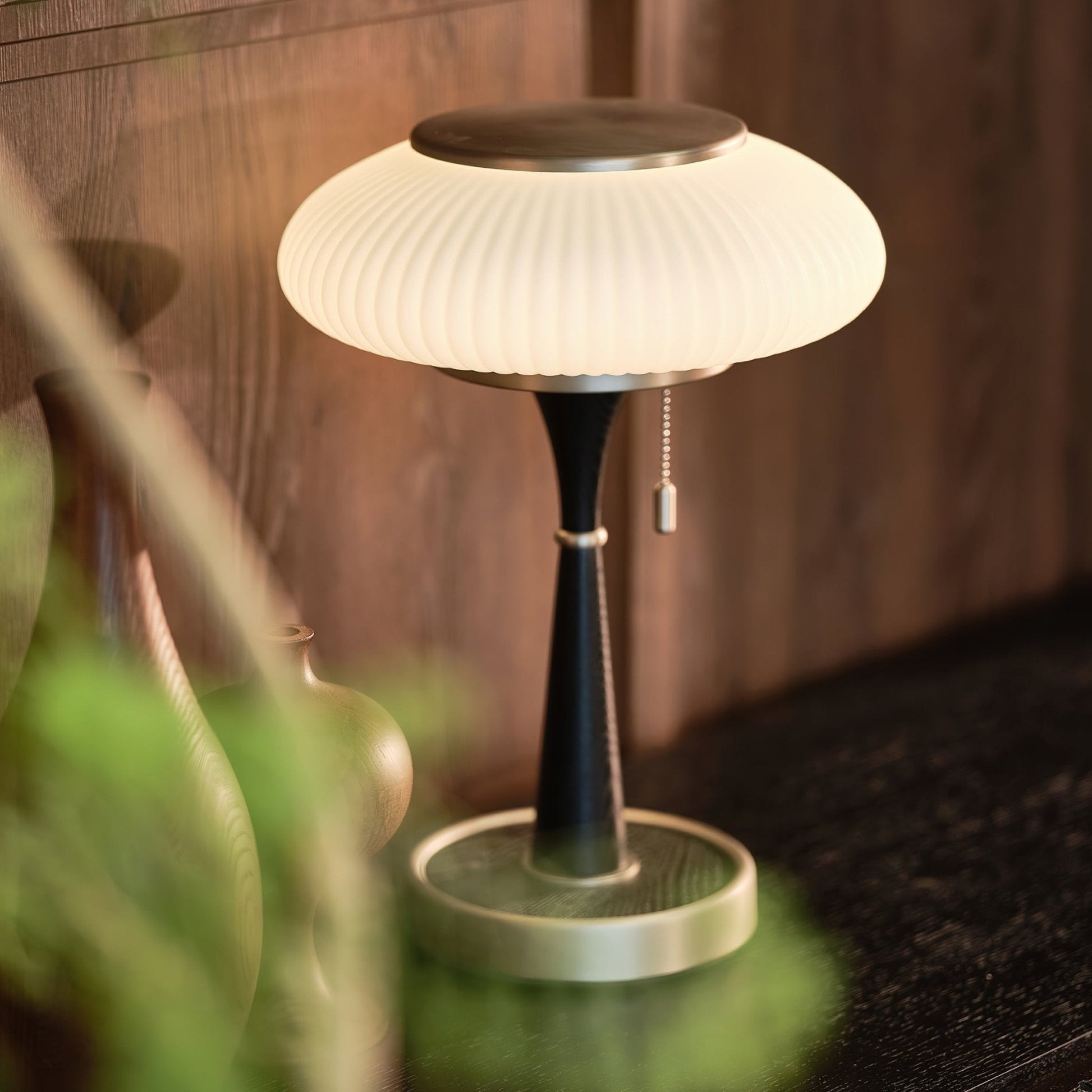 Mushroom Shade Table Lamp