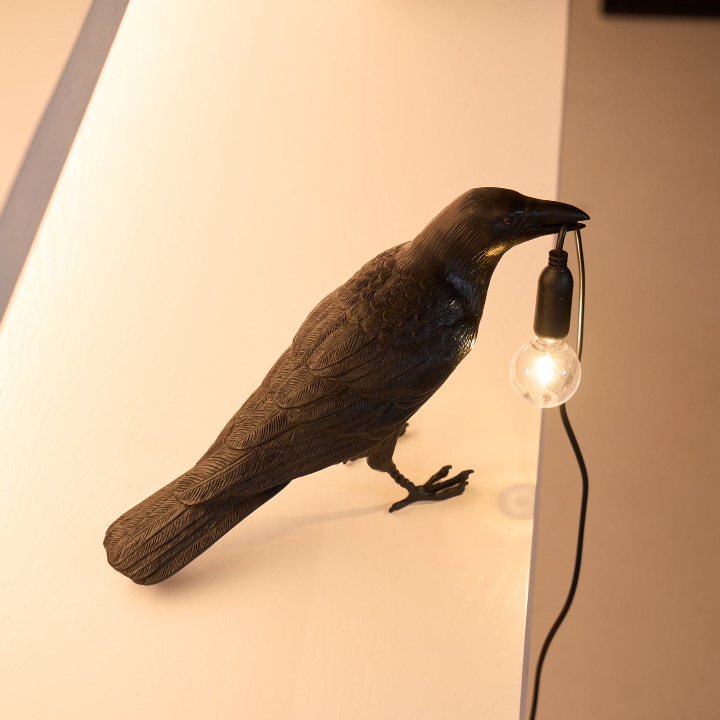 Obsidian Resin Table Lamp