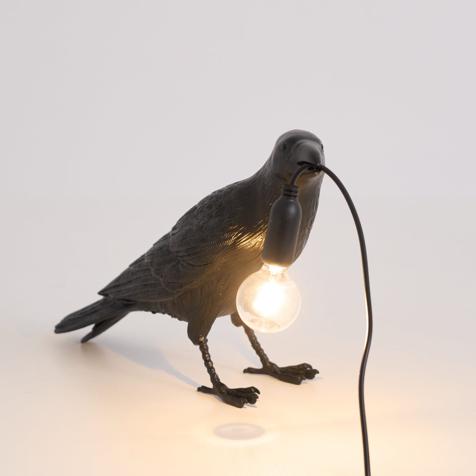 Obsidian Resin Table Lamp