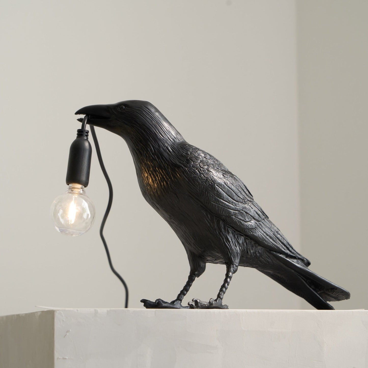 Obsidian Resin Table Lamp