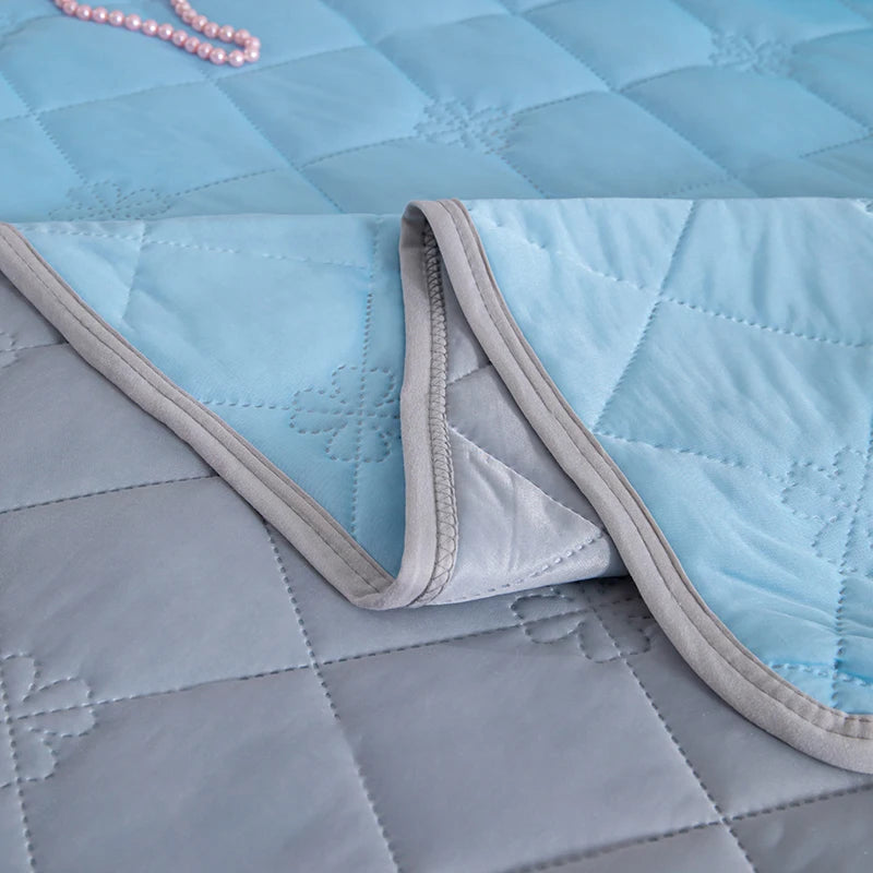 Calmblock Cooling Summer Blanket
