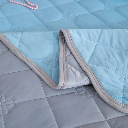 Calmblock Cooling Summer Blanket