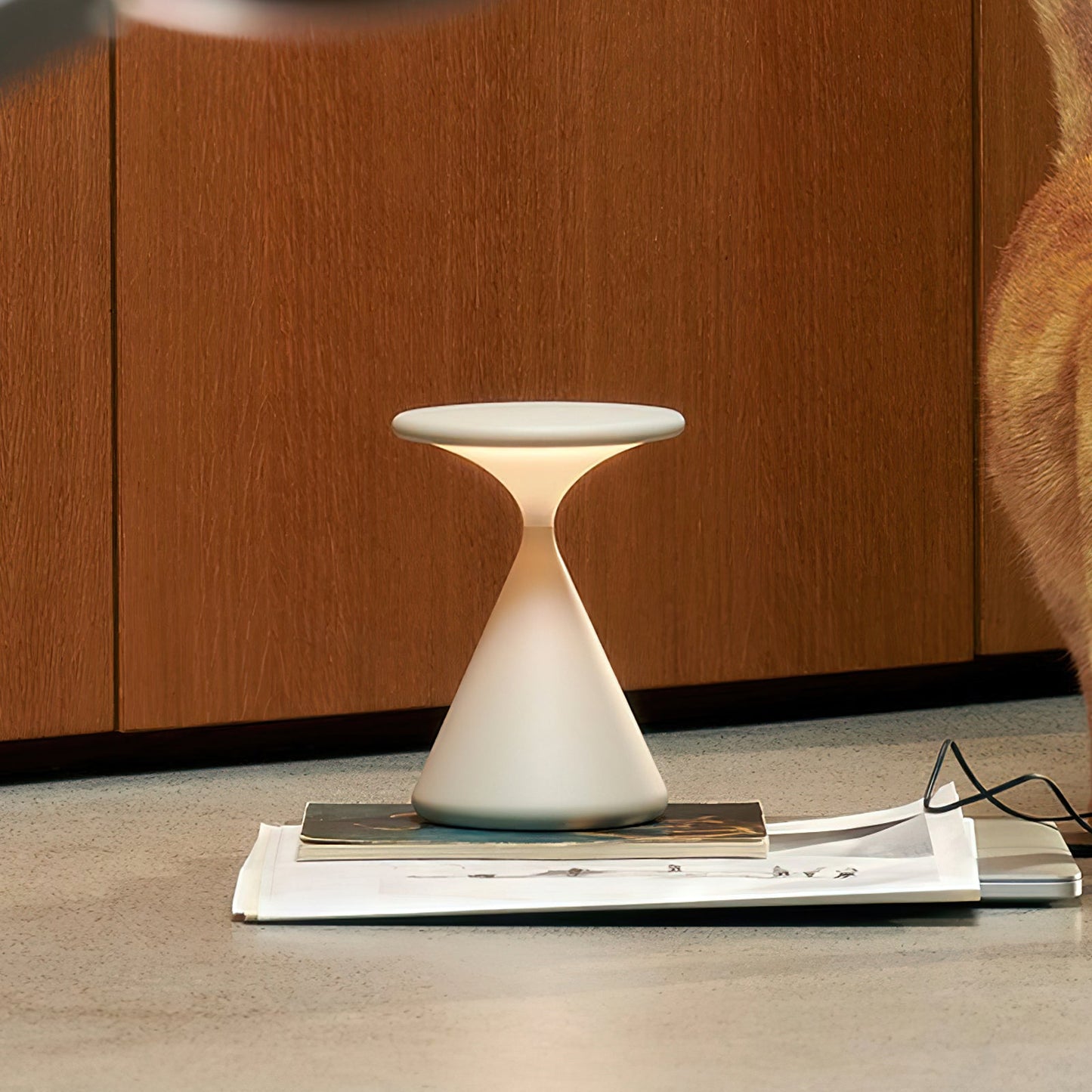 Rechargeable Ambient Table Lamp