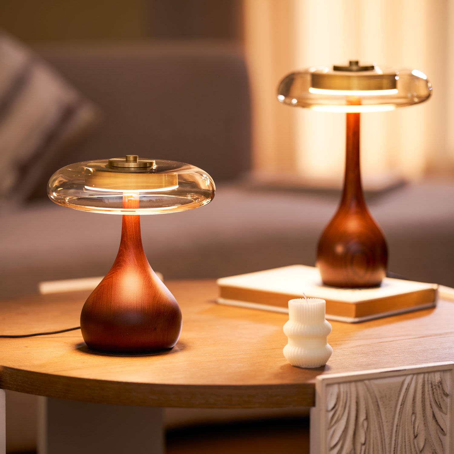 Warm Curve Table Lamp