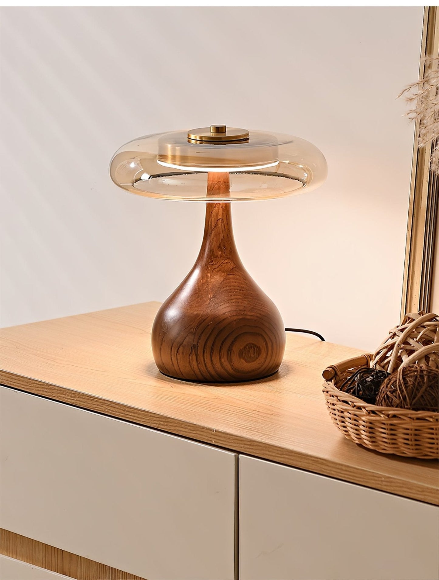 Warm Curve Table Lamp