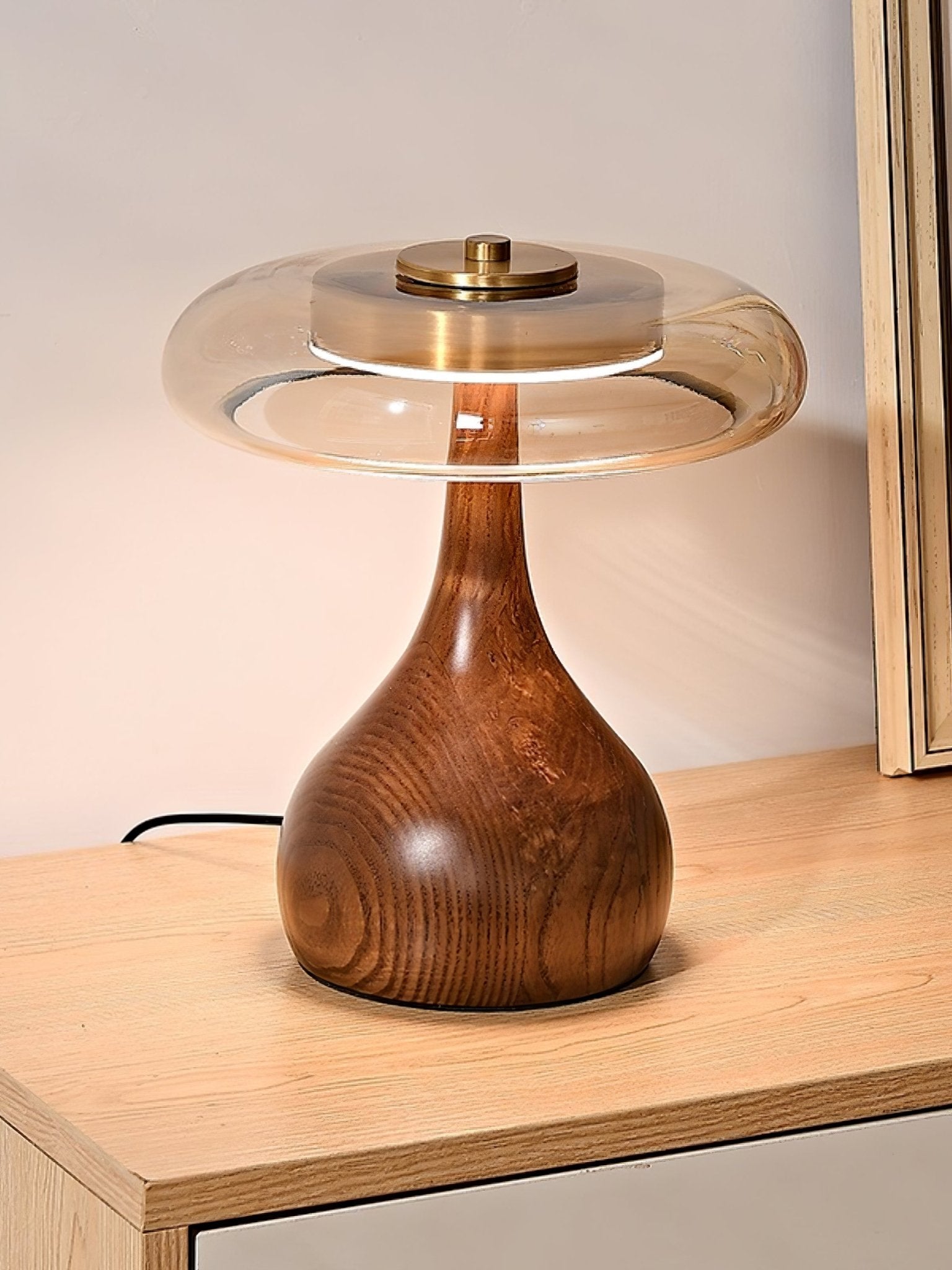 Warm Curve Table Lamp