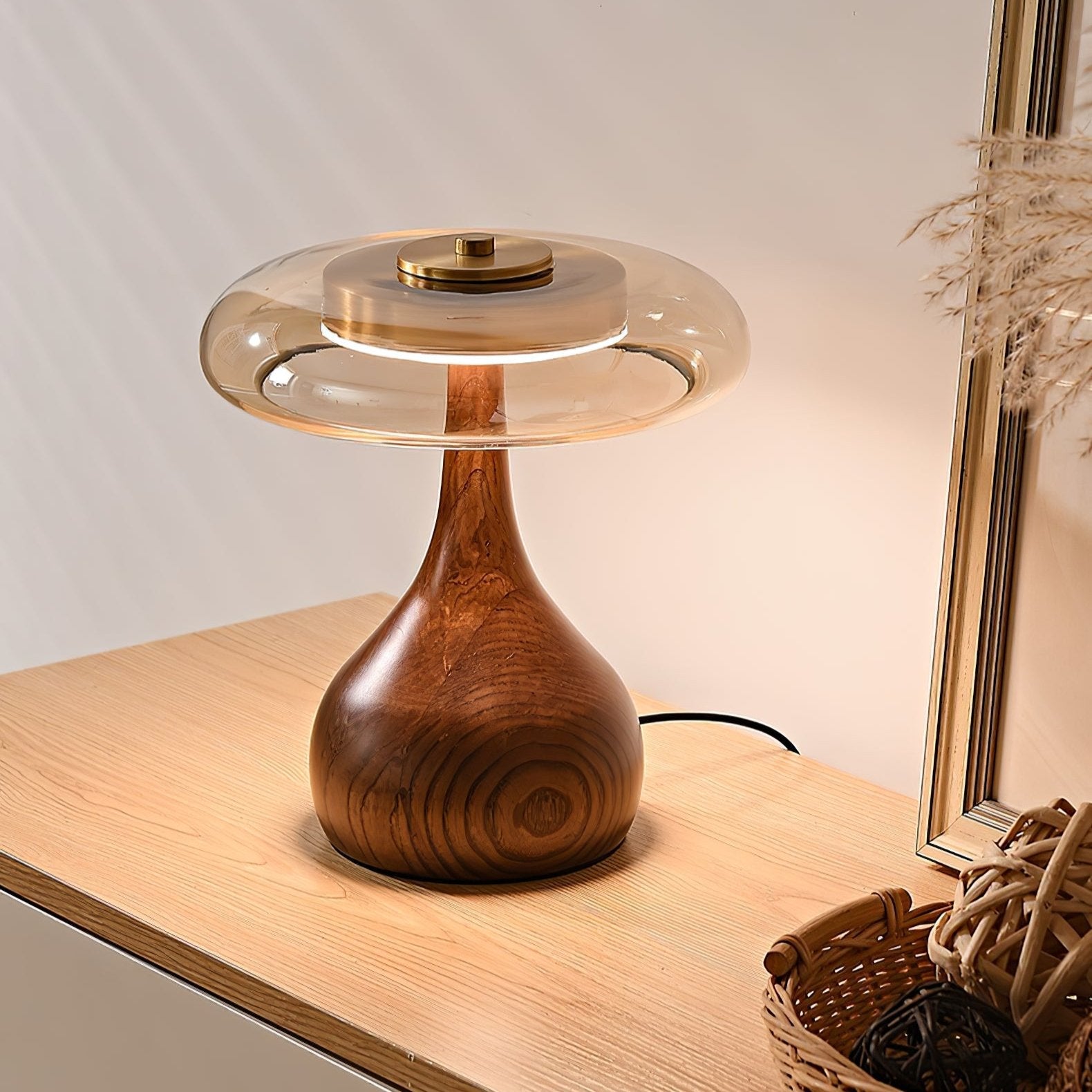 Warm Curve Table Lamp