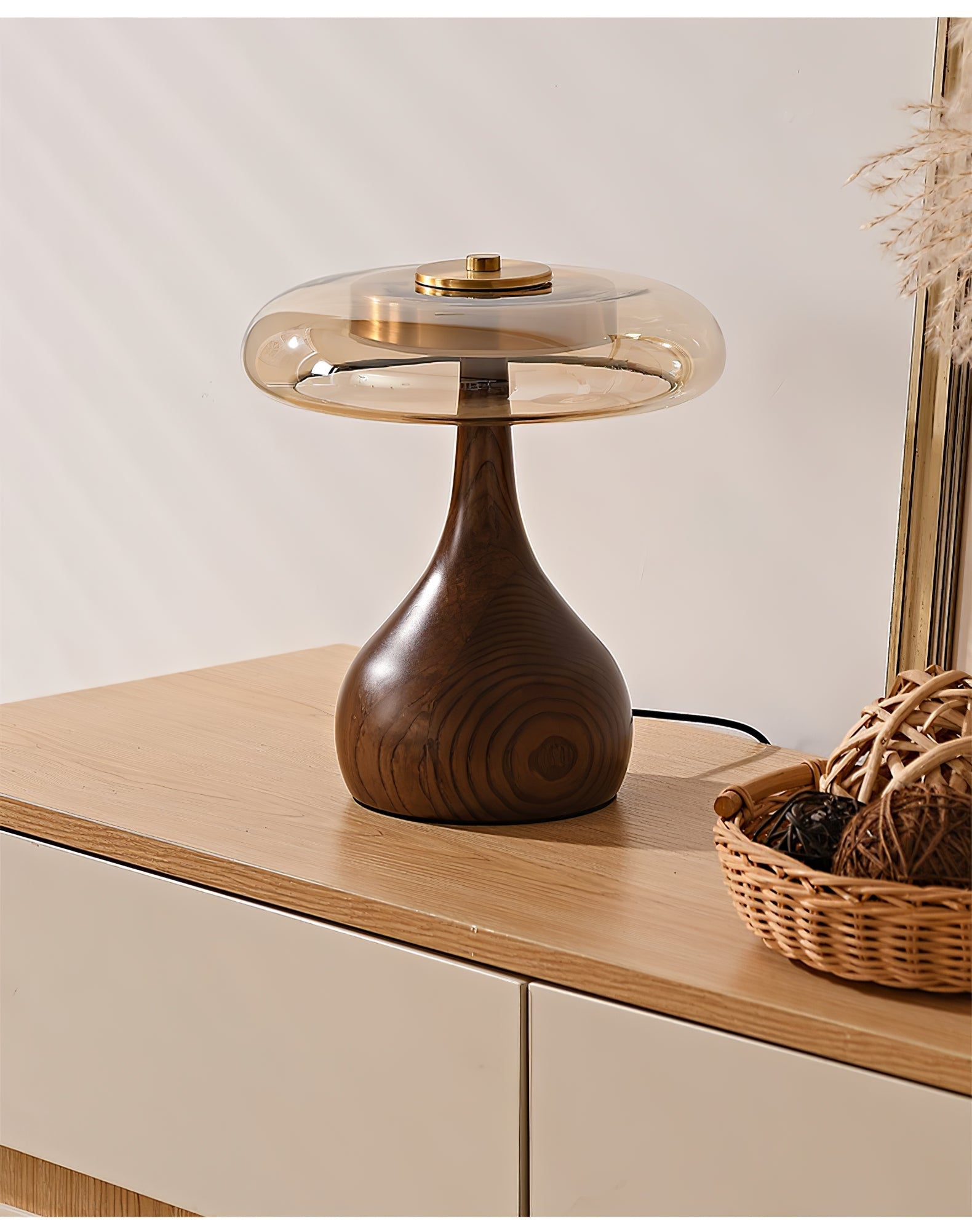 Warm Curve Table Lamp