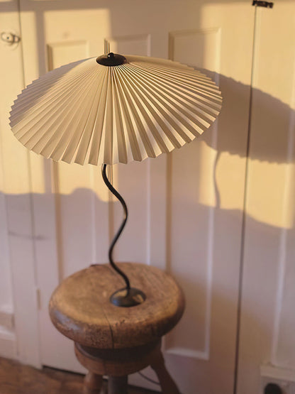 Wavy Line Table Lamp