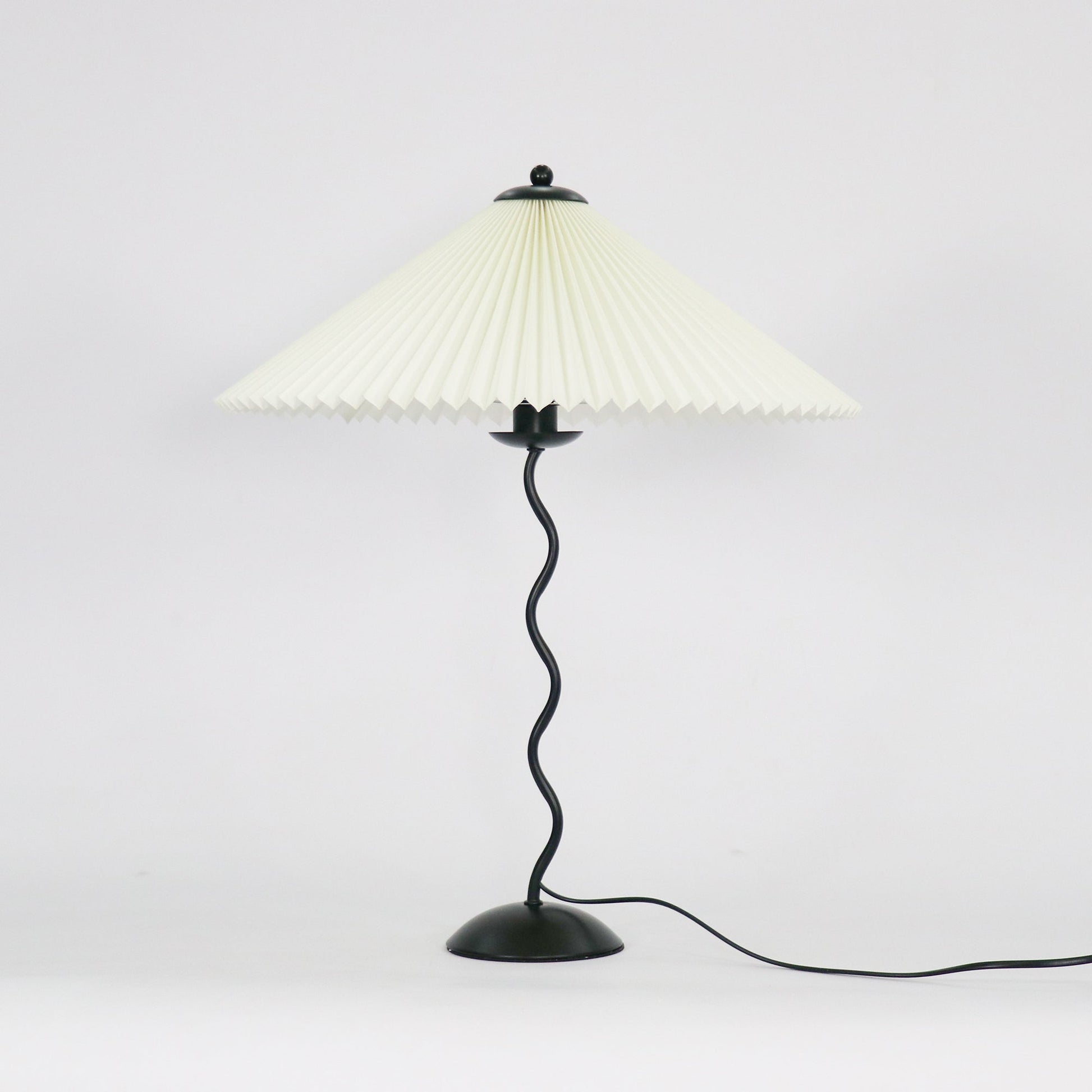 Wavy Line Table Lamp