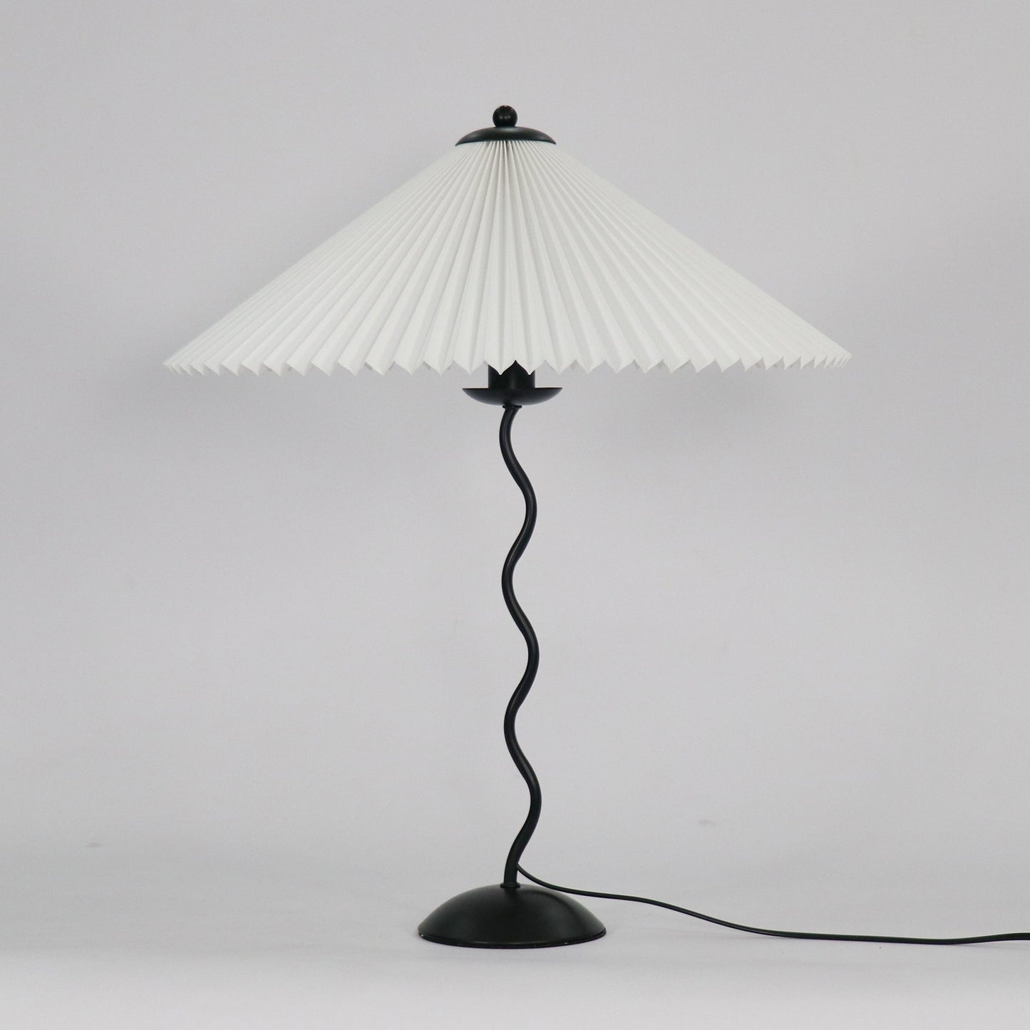 Wavy Line Table Lamp