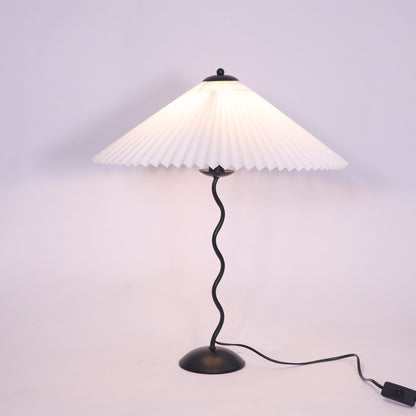 Wavy Line Table Lamp