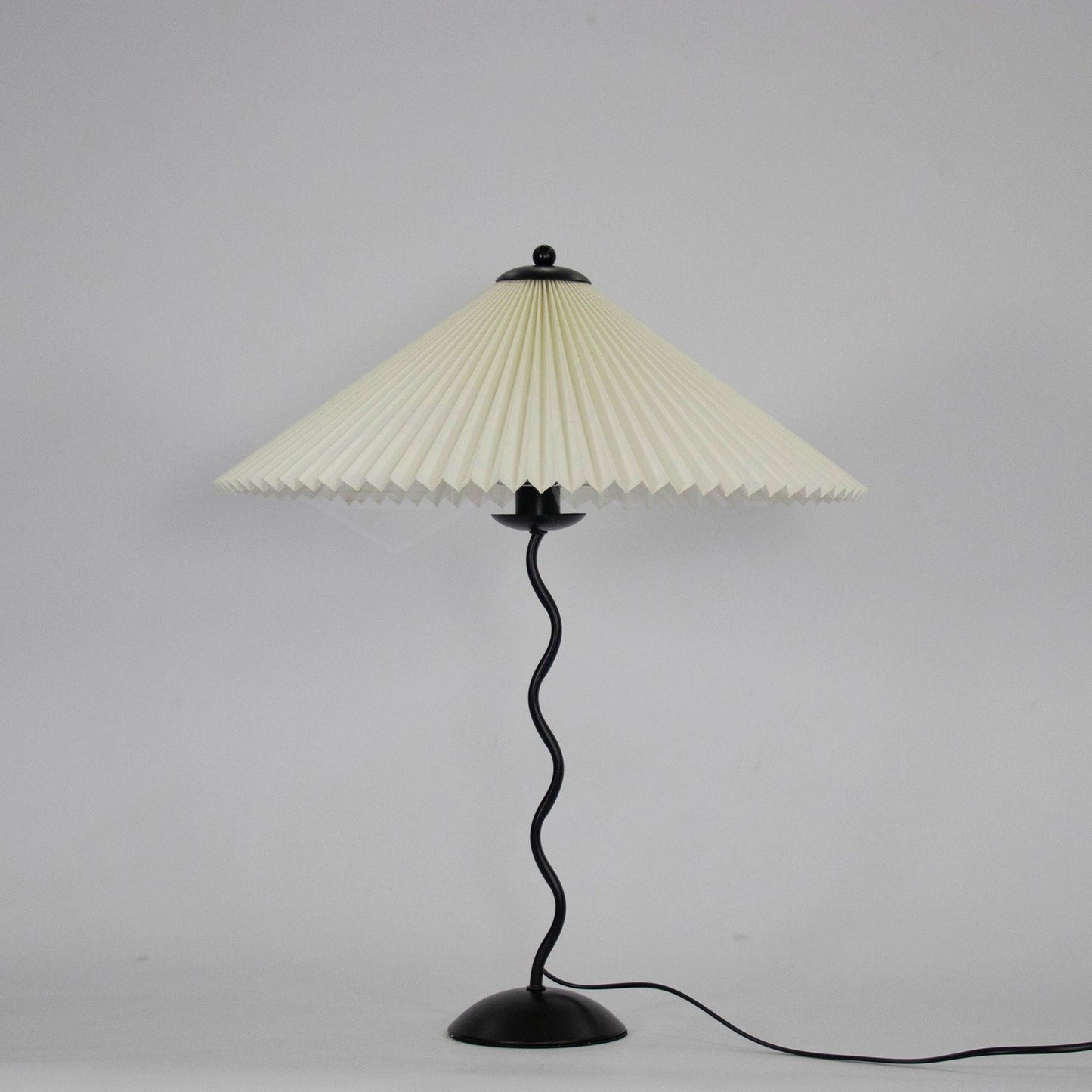 Wavy Line Table Lamp