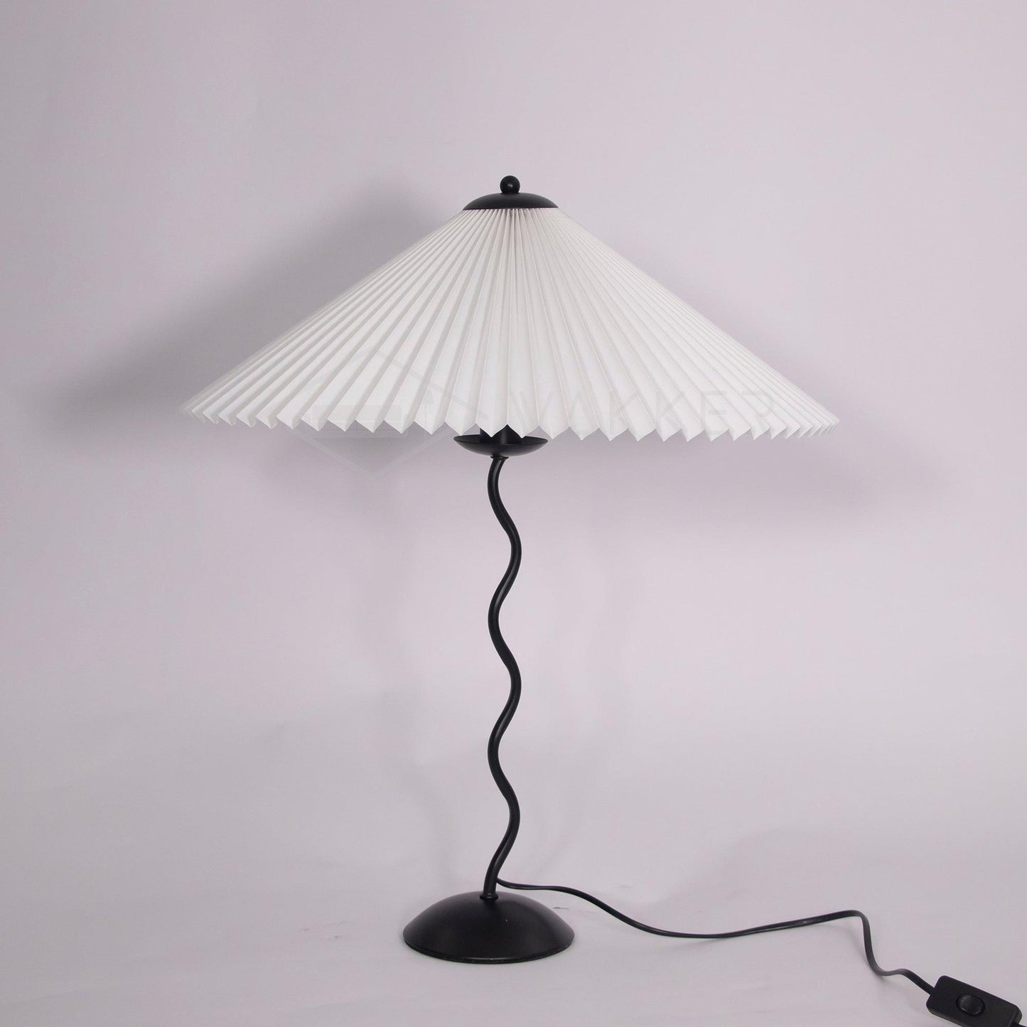 Wavy Line Table Lamp