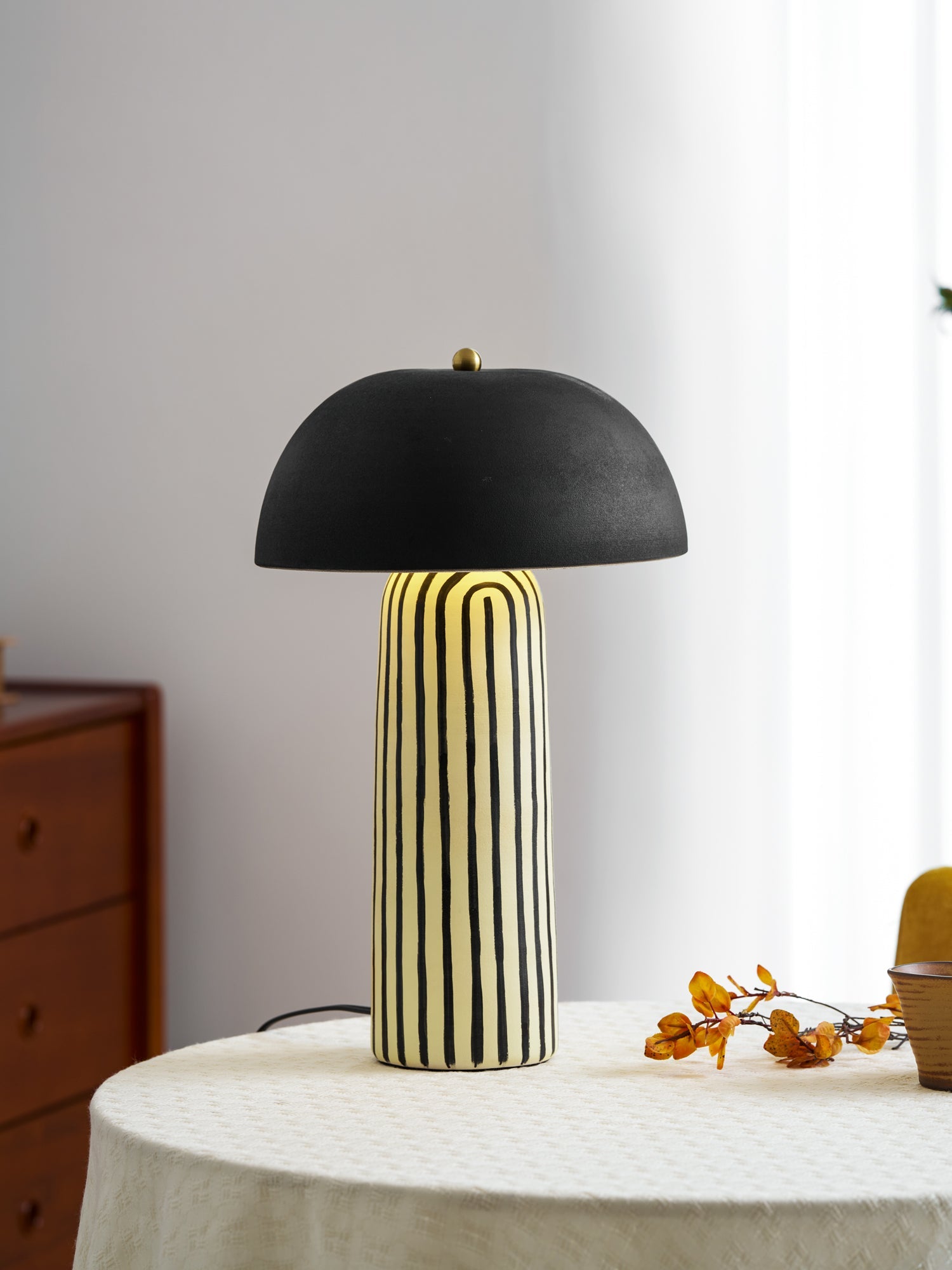 Ribbed Glow Table Lamp