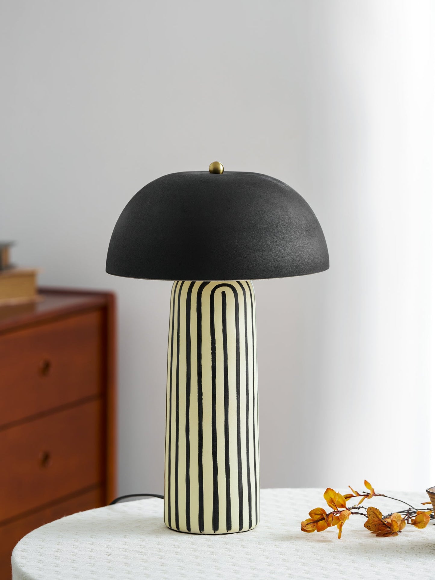 Ribbed Glow Table Lamp