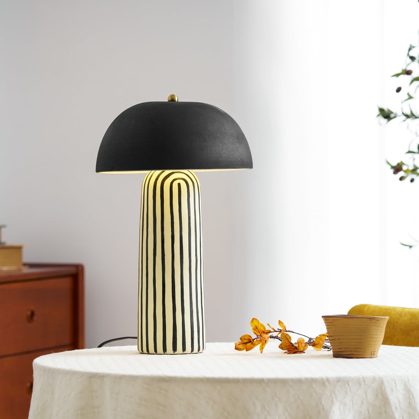 Ribbed Glow Table Lamp