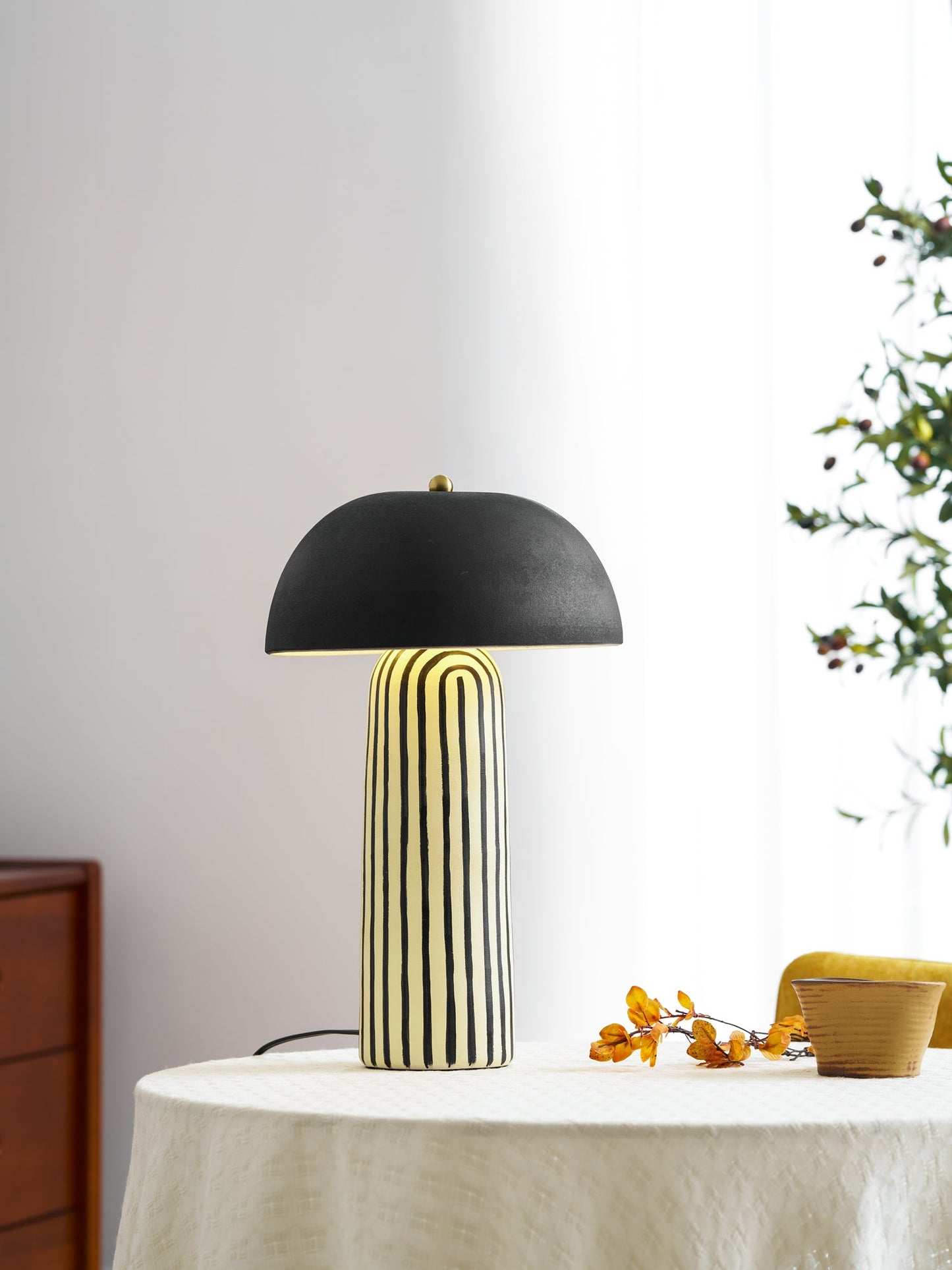 Ribbed Glow Table Lamp