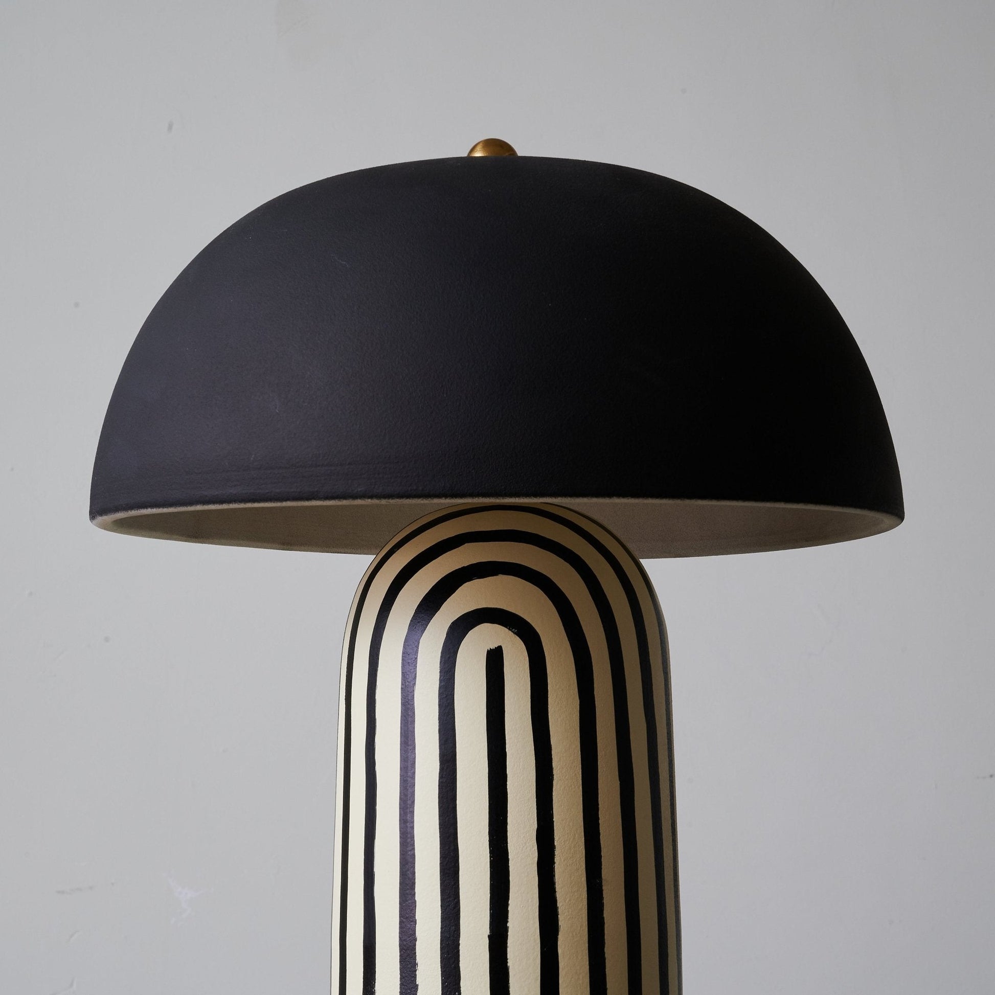 Ribbed Glow Table Lamp