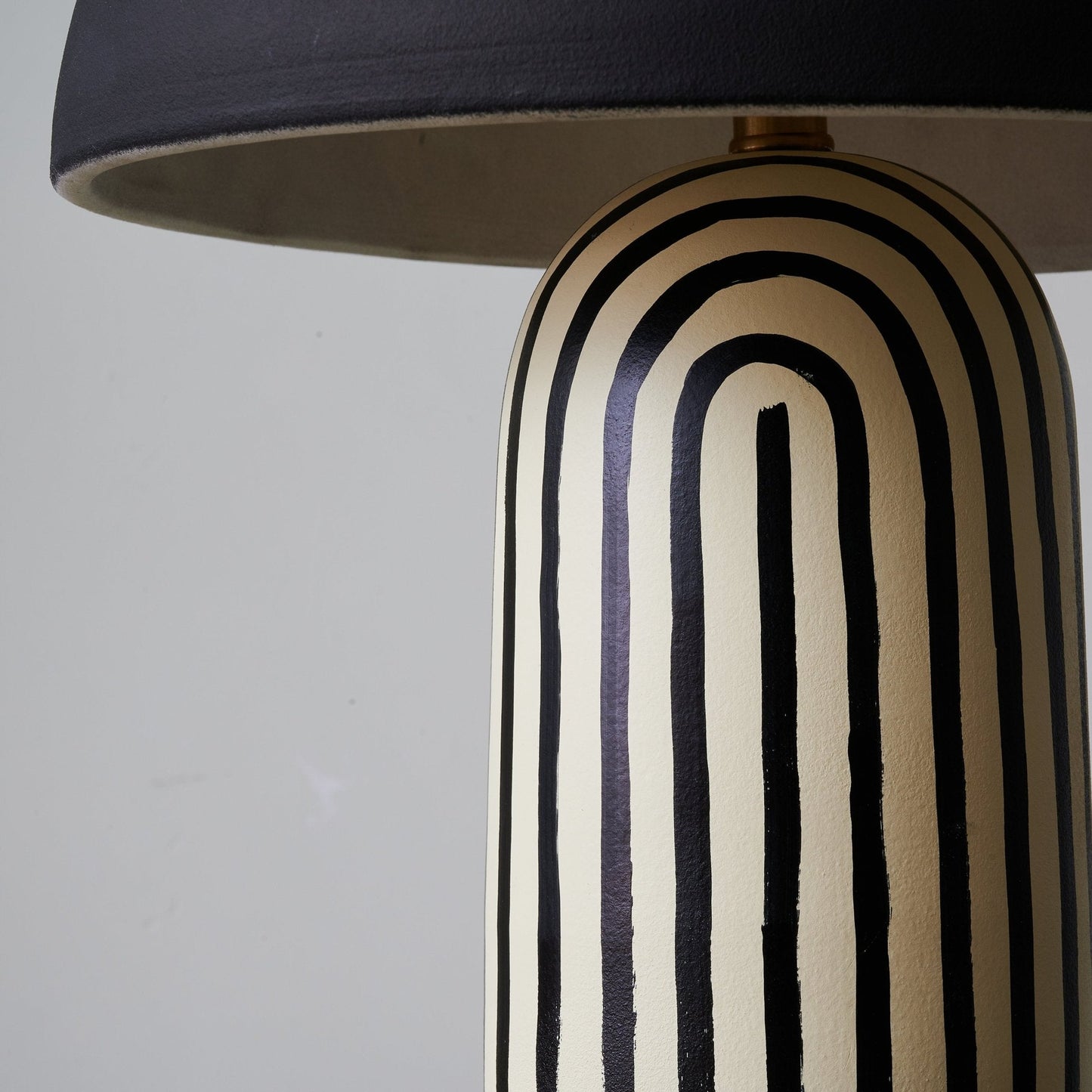 Ribbed Glow Table Lamp