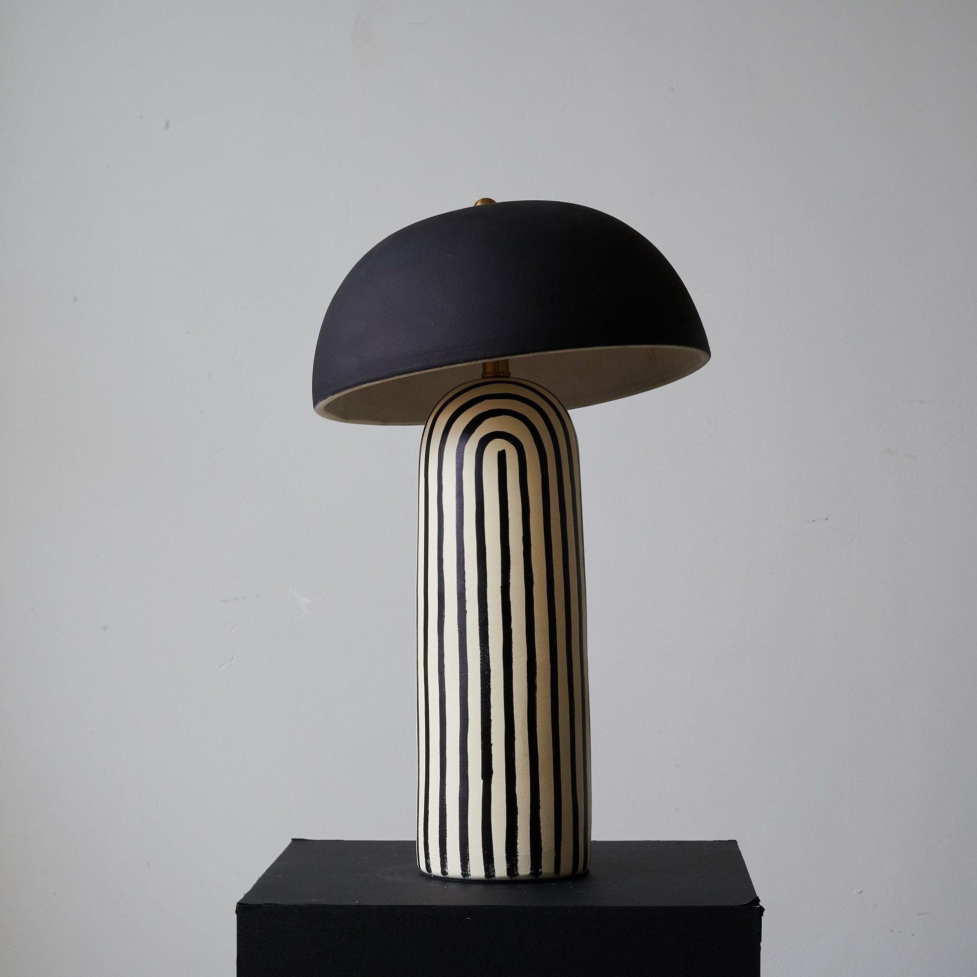 Ribbed Glow Table Lamp