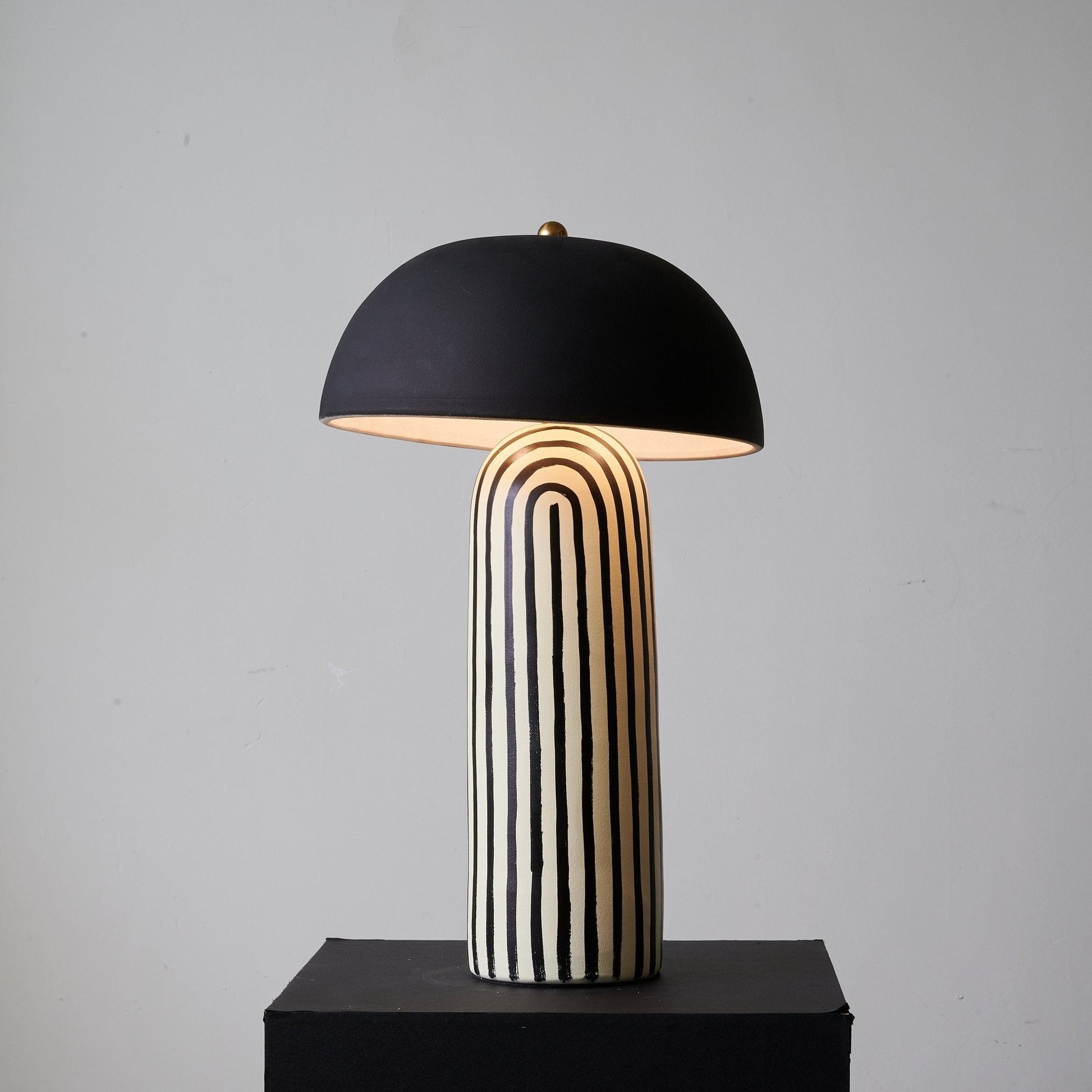 Ribbed Glow Table Lamp
