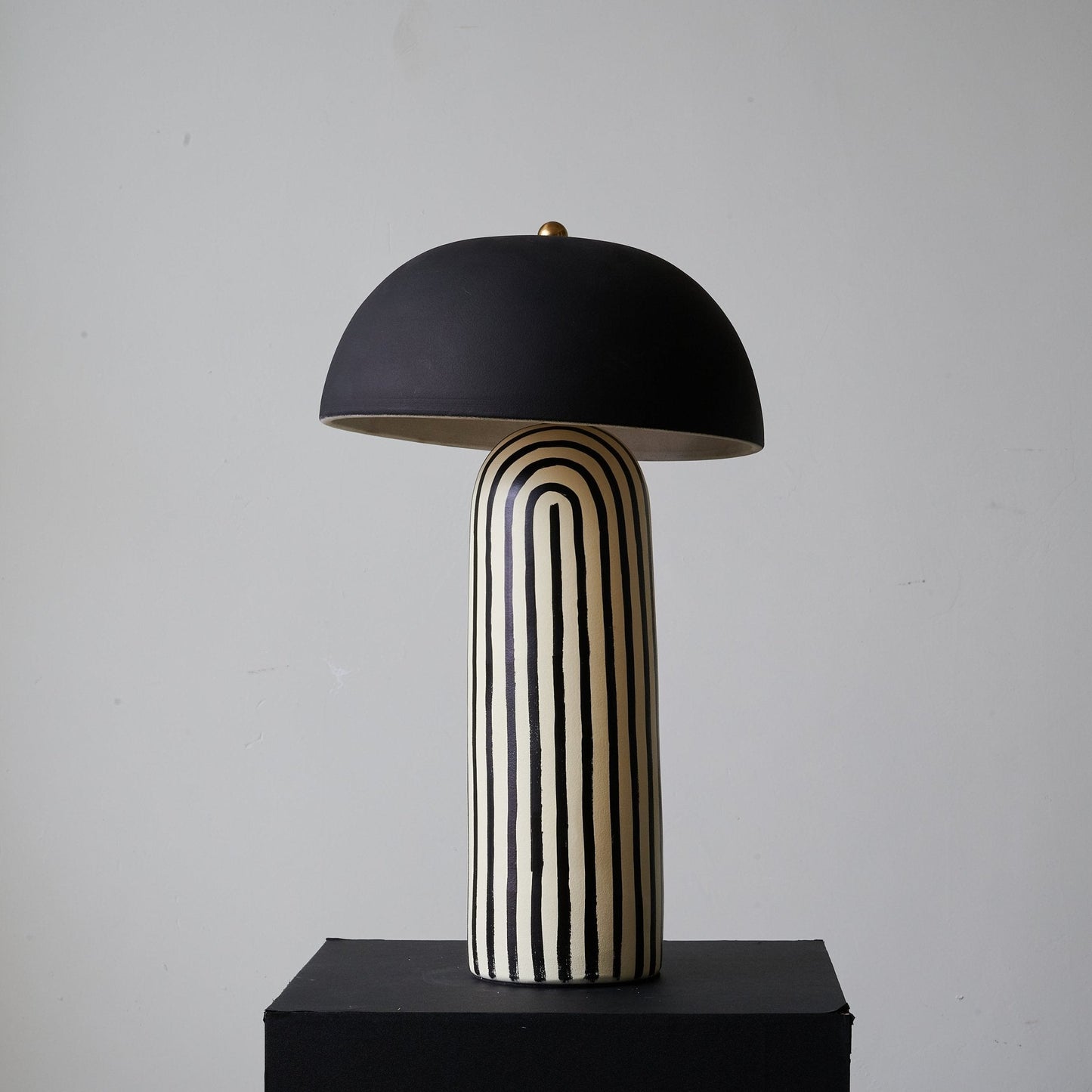 Ribbed Glow Table Lamp