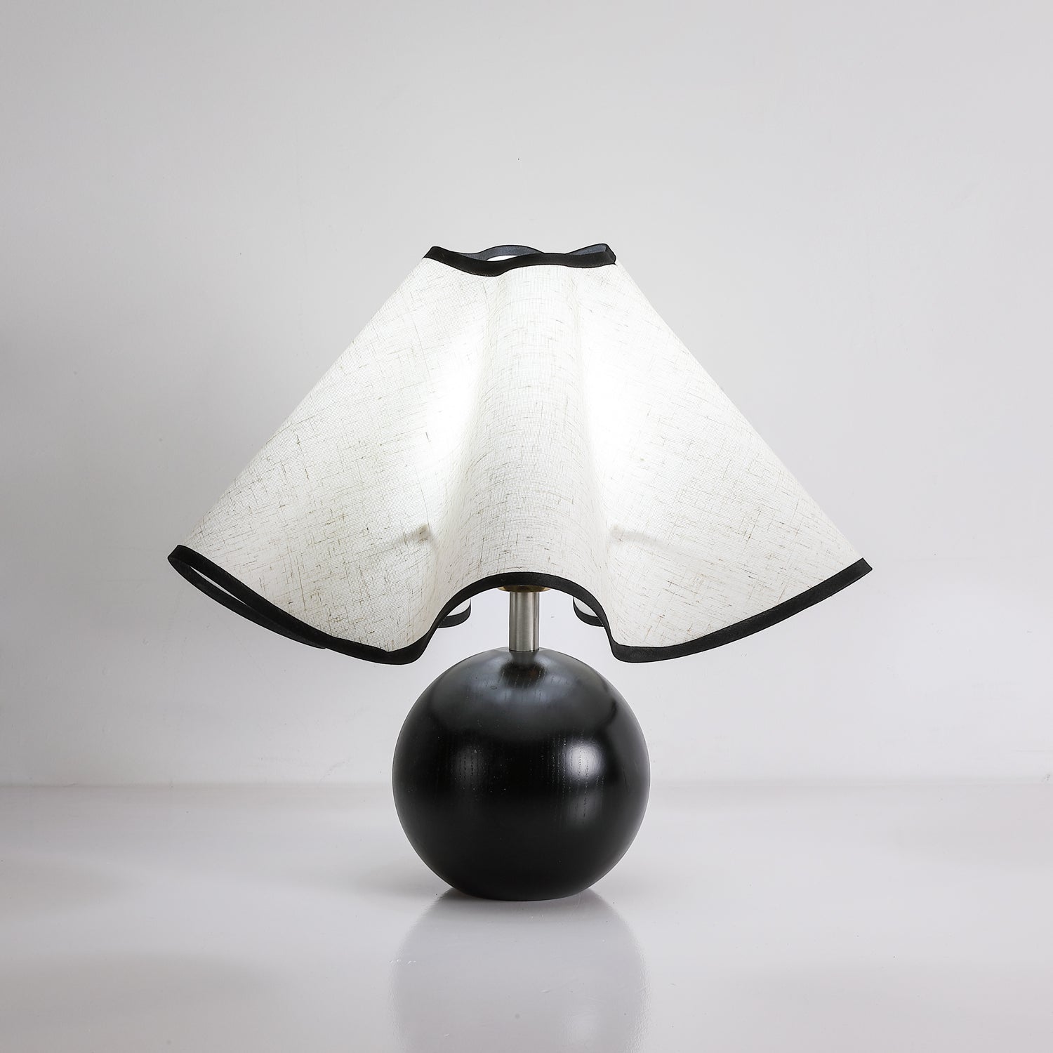 Ripple Shade Table Lamp