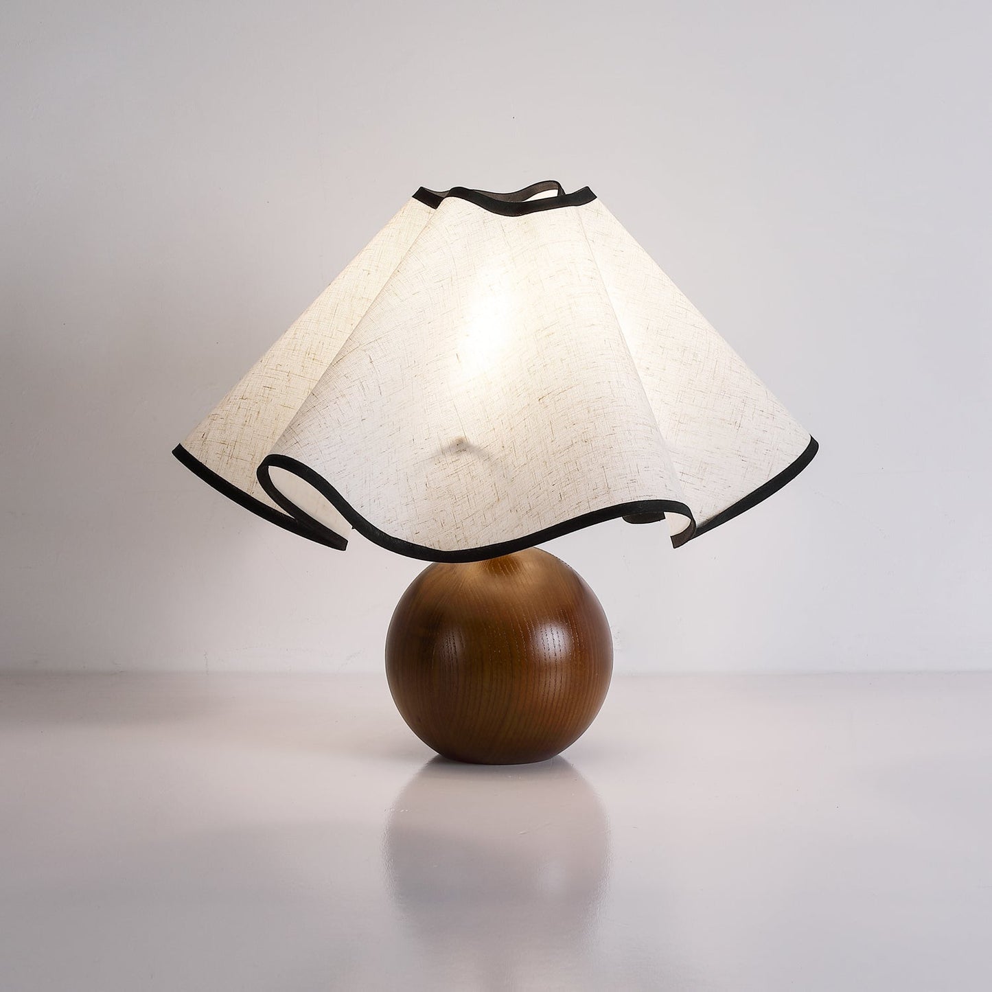 Ripple Shade Table Lamp